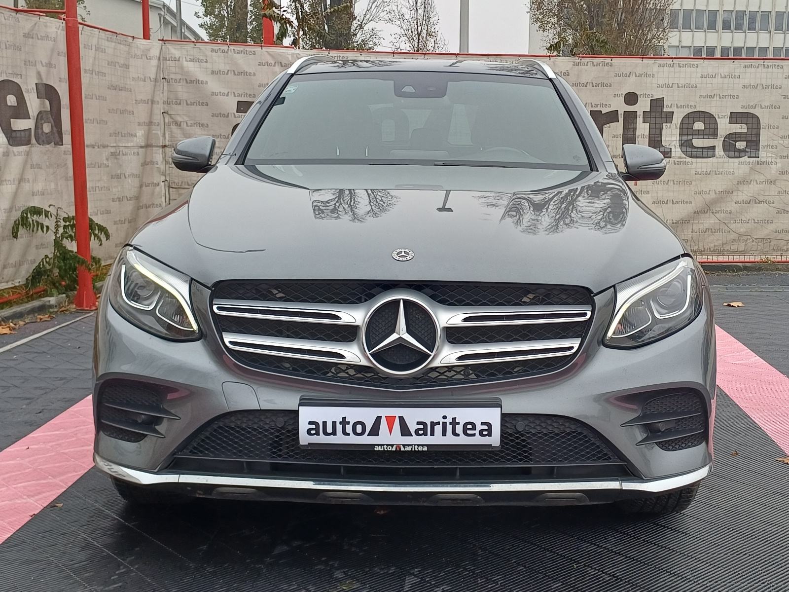 Mercedes-Benz GLC 220 d 4MATIC AMG *Koža,Panorama,Navi,Led,Alu"19*