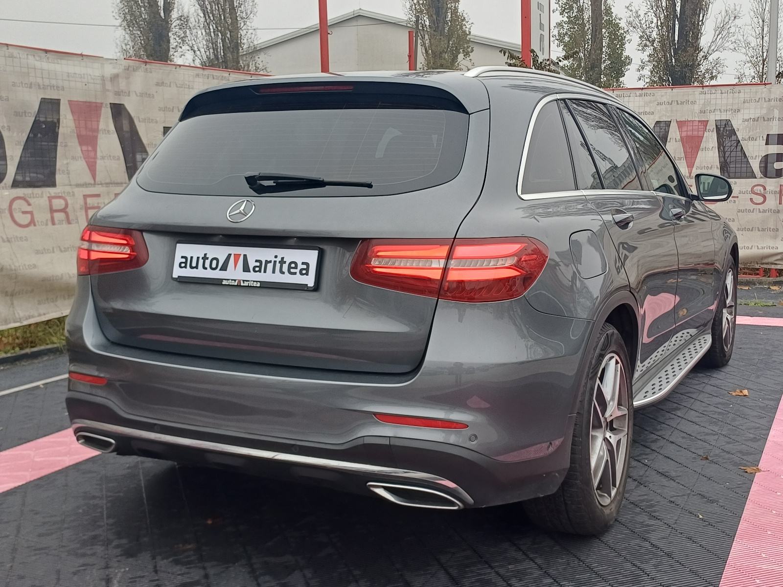 Mercedes-Benz GLC 220 d 4MATIC AMG *Koža,Panorama,Navi,Led,Alu"19*