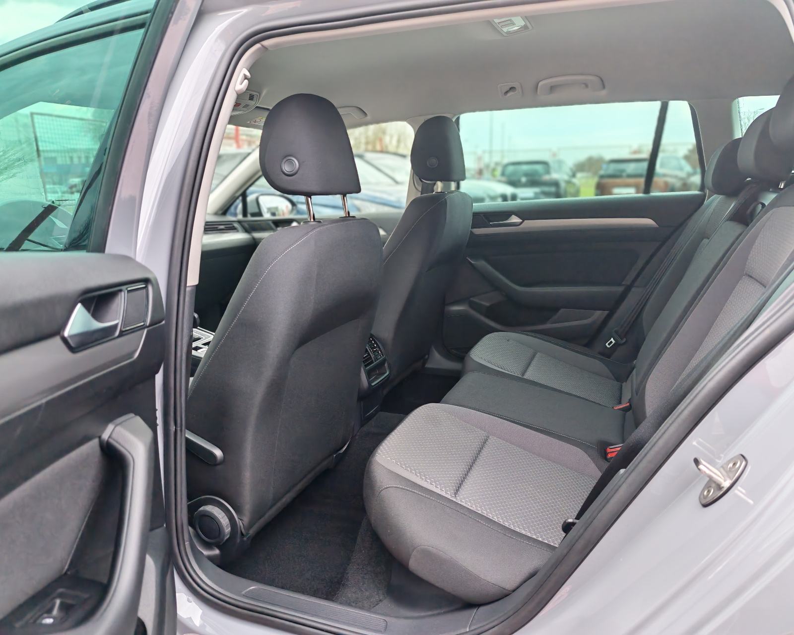 VW Passat Variant 2,0 TDI*Redizajn*DSG*Navi,Kamera,Alu* Reg 09/26