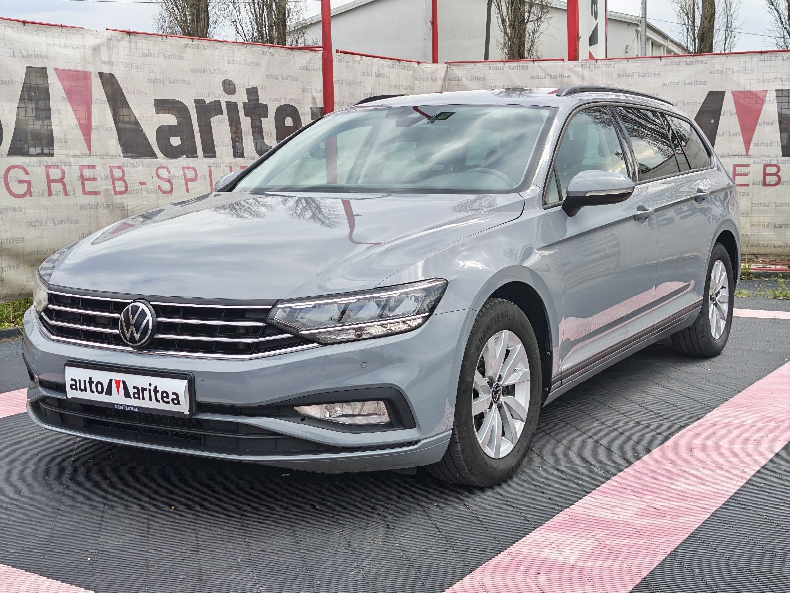 VW Passat Variant 2,0 TDI*Redizajn*DSG*Navi,Kamera,Alu* Reg 09/26