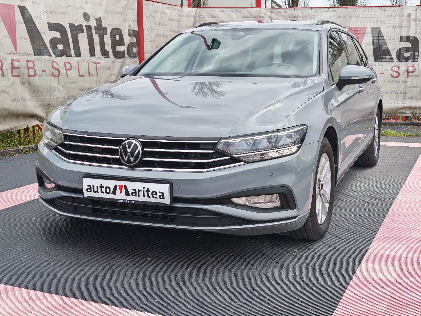 VW Passat Variant 2,0 TDI*Redizajn*DSG*Navi,Kamera,Alu* Reg 09/26