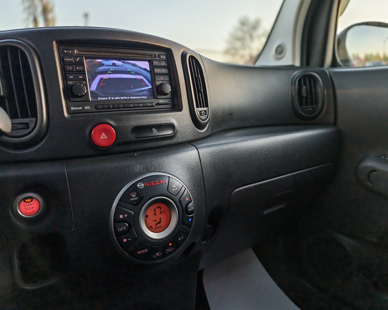 Nissan Cube 1.5 DCI*Panorama*klima*Kamera*Navigacija*Top model*