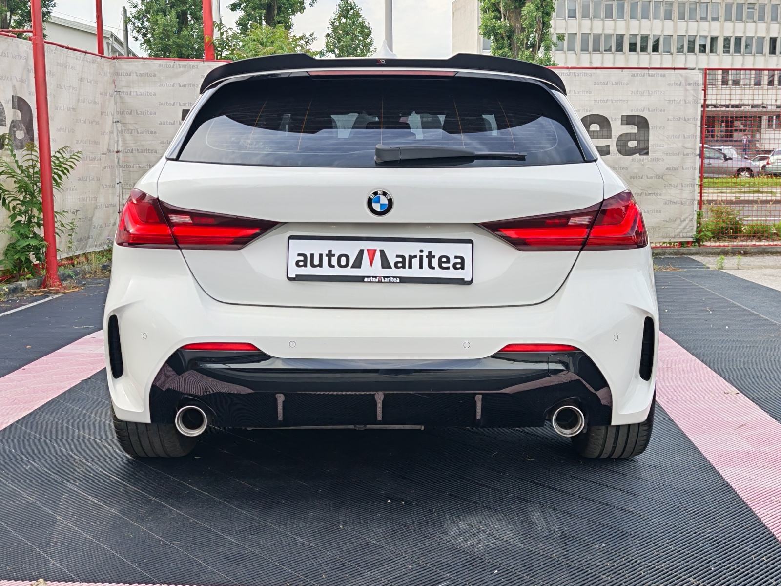 BMW serija 1 118d*M SPORT* Koža,Navi,Panorama,Led,Alu"18*Garancija*