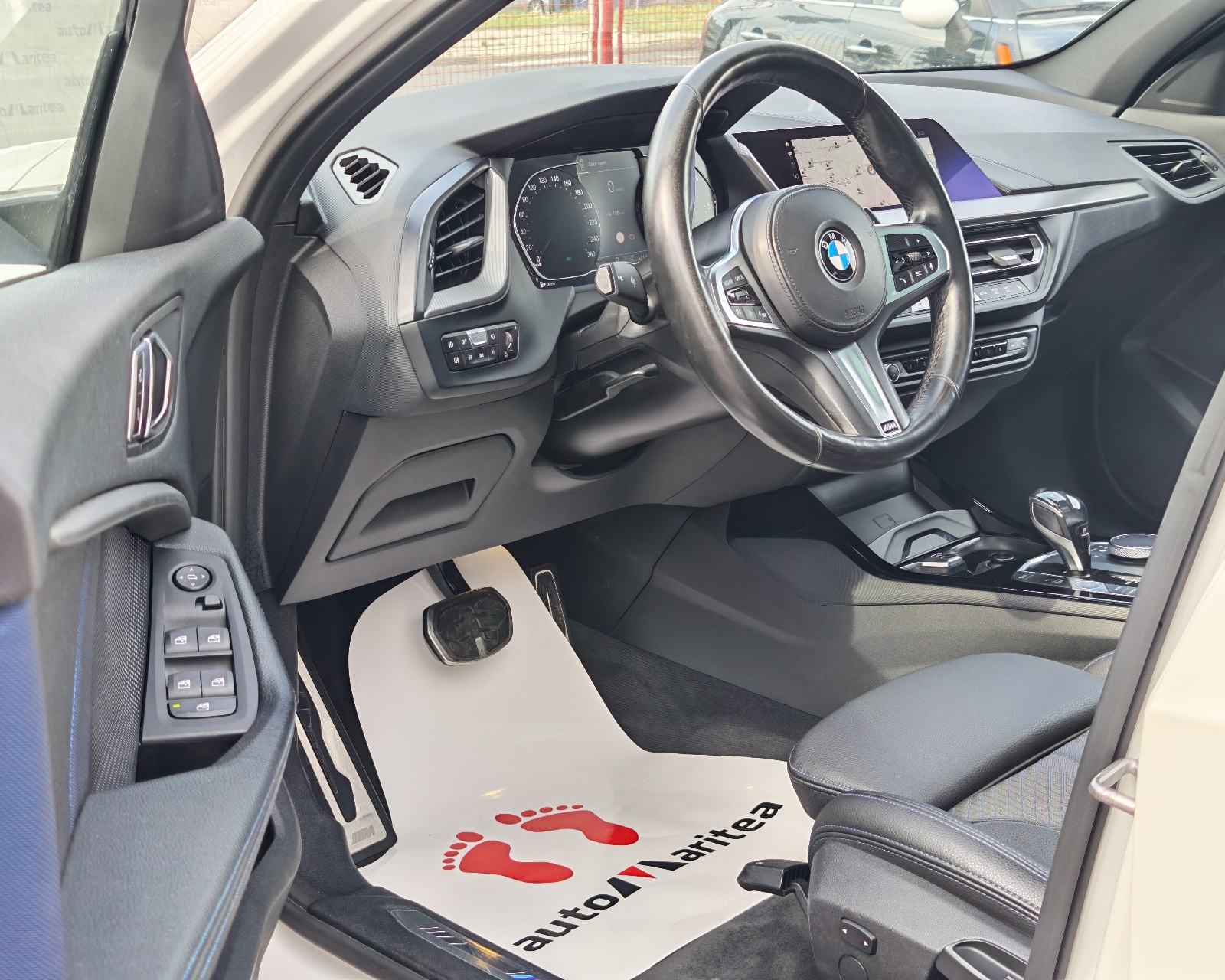 BMW serija 1 118d*M SPORT* Koža,Navi,Panorama,Led,Alu"18*Garancija*