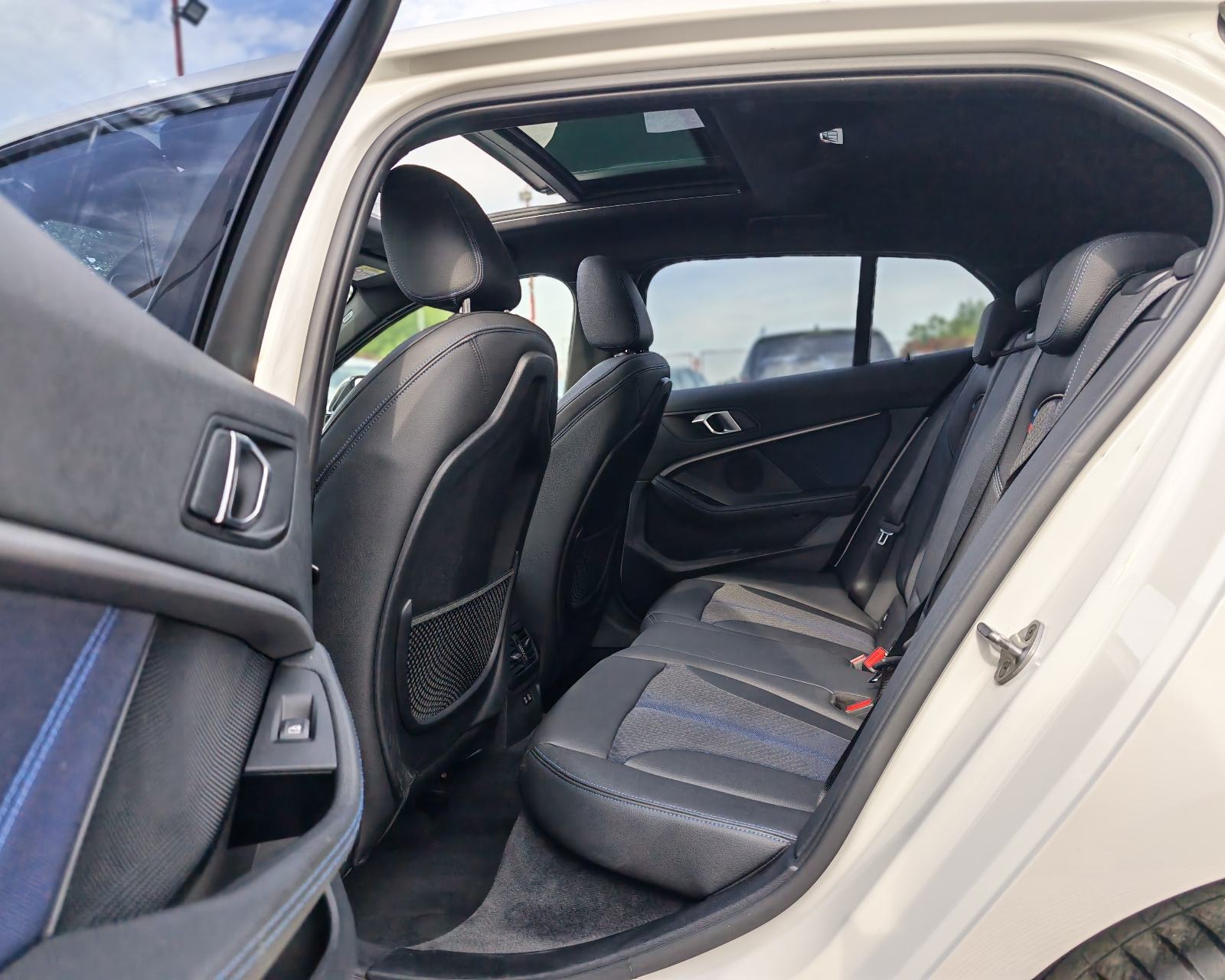 BMW serija 1 118d*M SPORT* Koža,Navi,Panorama,Led,Alu"18*Garancija*