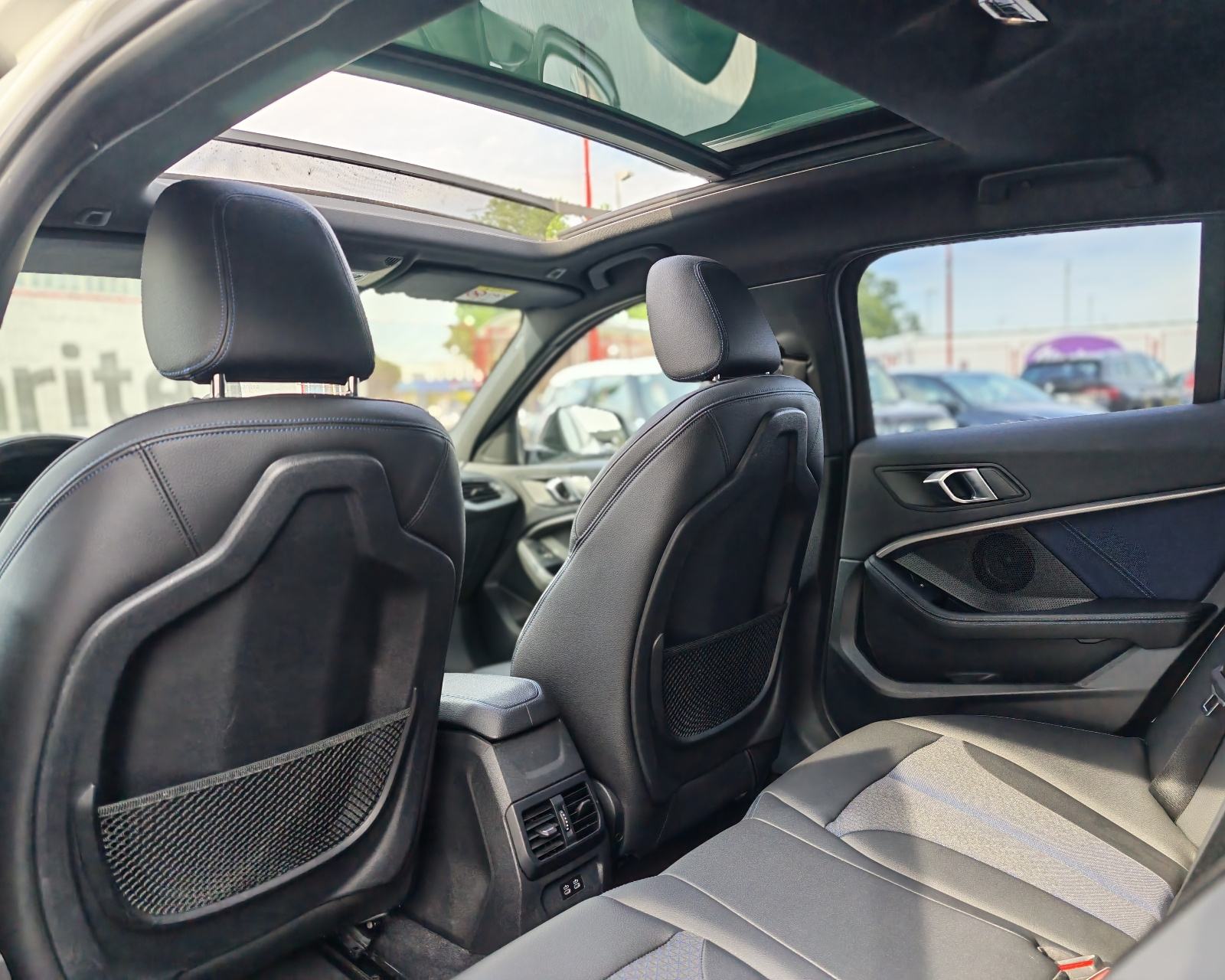 BMW serija 1 118d*M SPORT* Koža,Navi,Panorama,Led,Alu"18*Garancija*