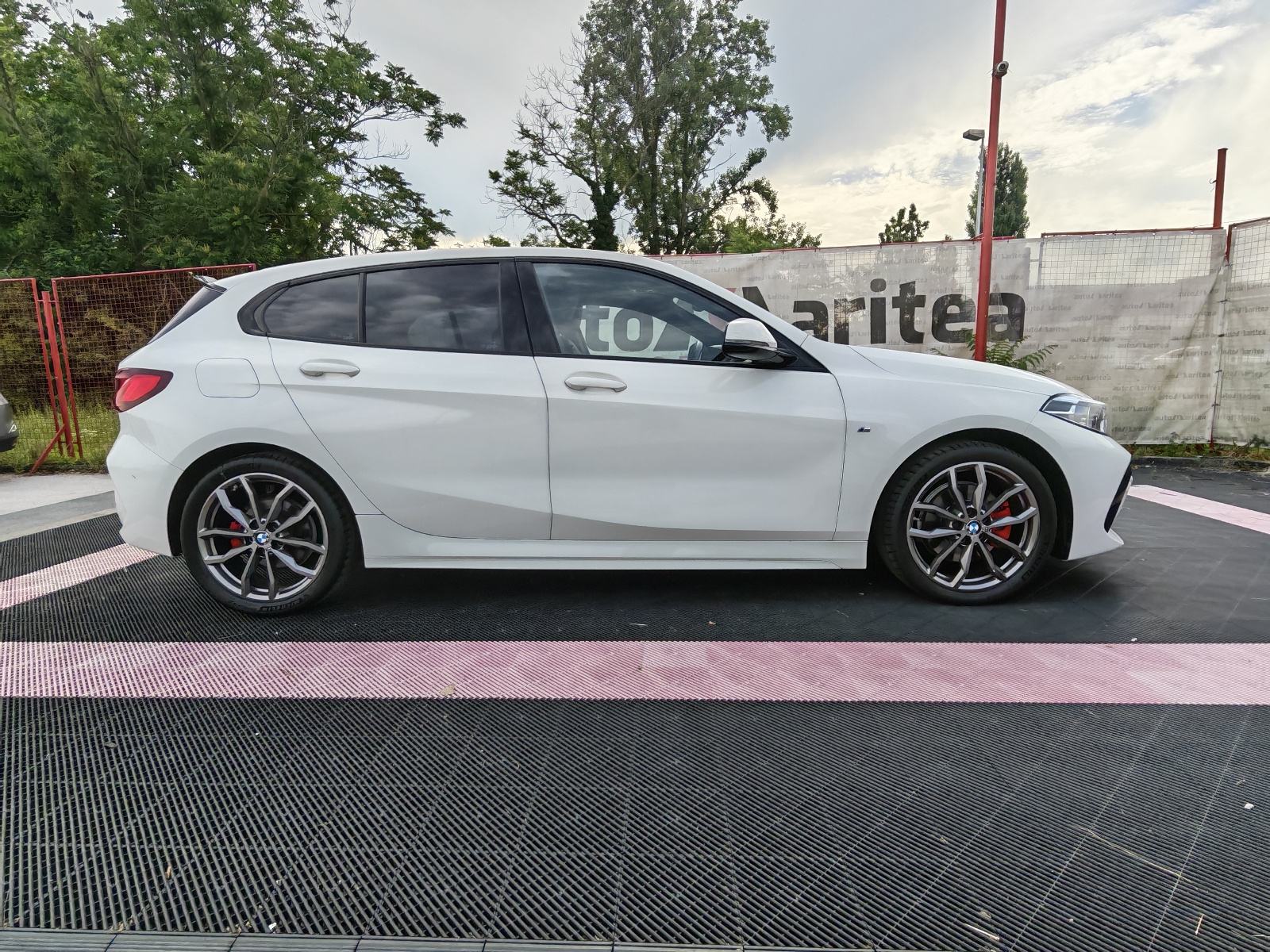BMW serija 1 118d*M SPORT* Koža,Navi,Panorama,Led,Alu"18*Garancija*