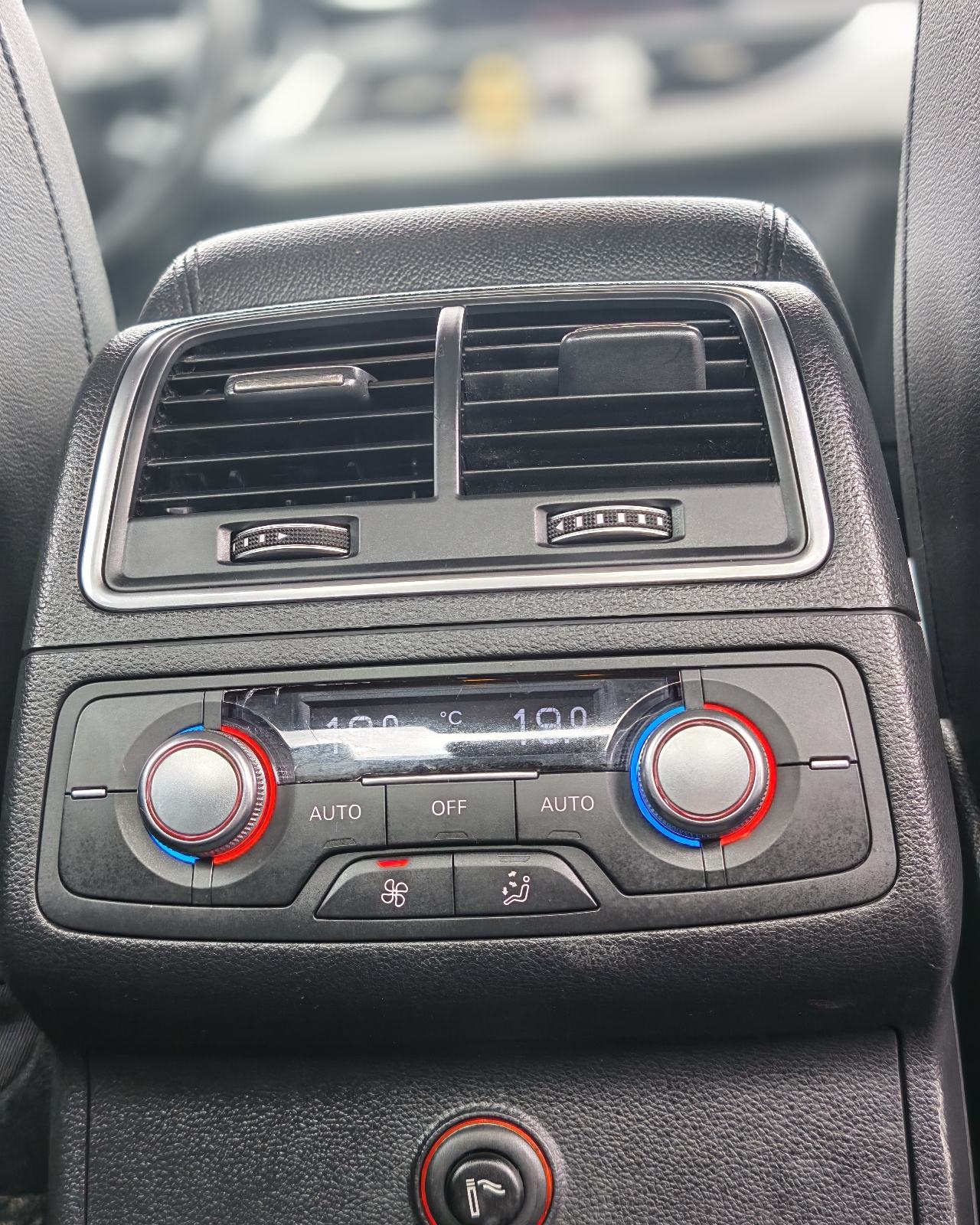Audi A6 2,0 TDI S-tronci*Navi,Koža,Senzori,Xenon,Alu"18*Reg 07/26*