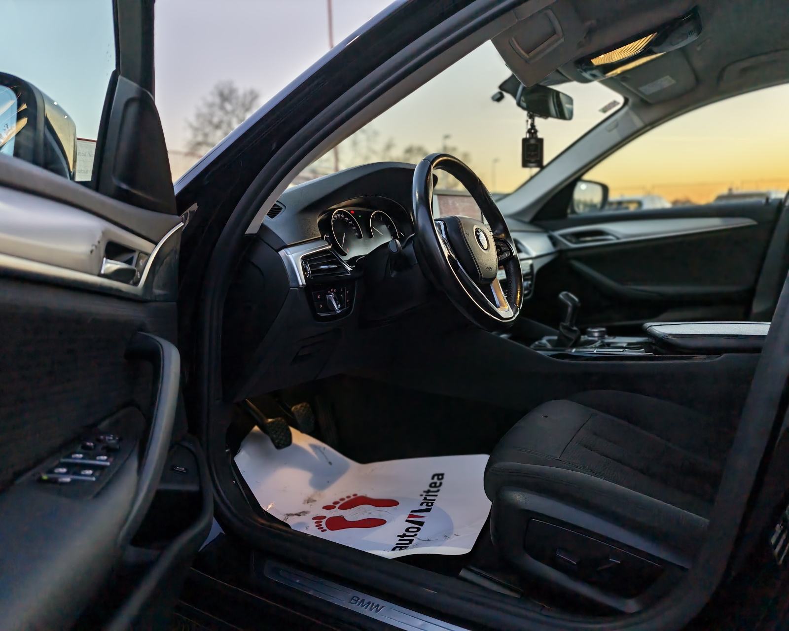 BMW serija 5 520d*Business line*Led*navi*Alu*Garancija