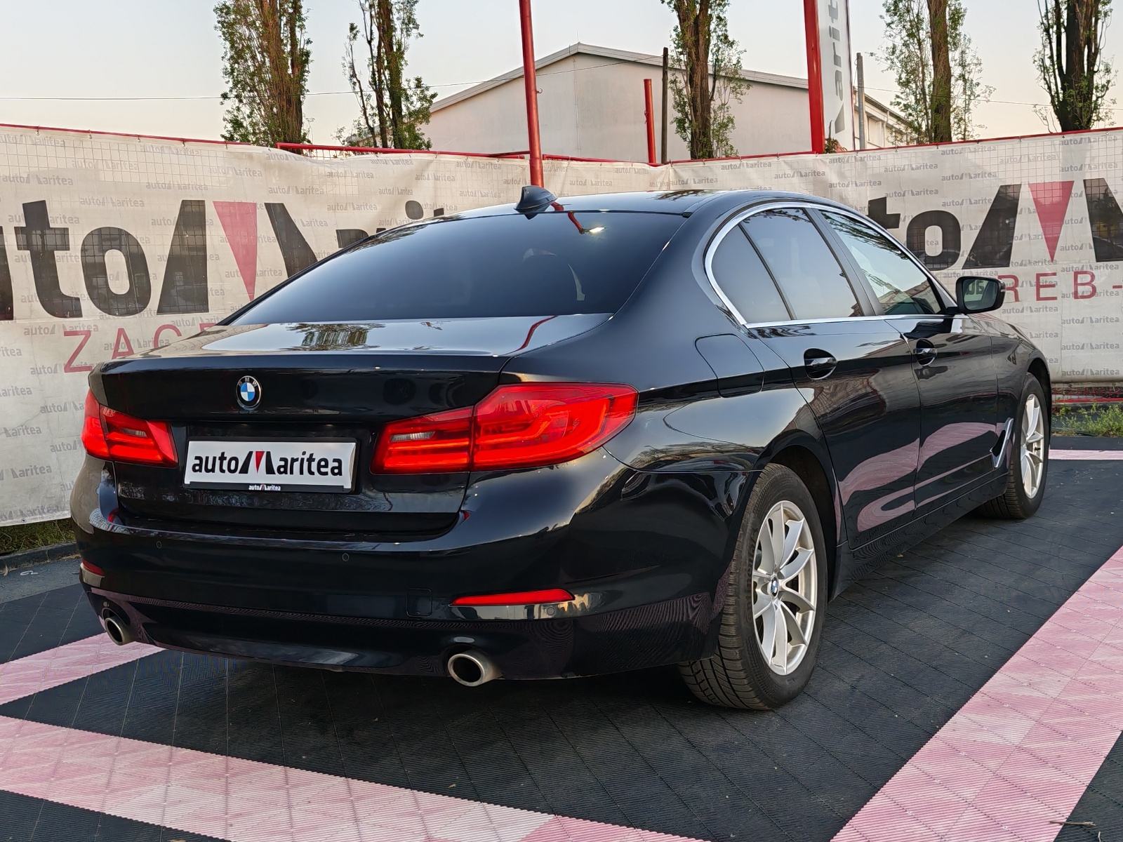 BMW serija 5 520d*Business line*Led*navi*Alu*Garancija
