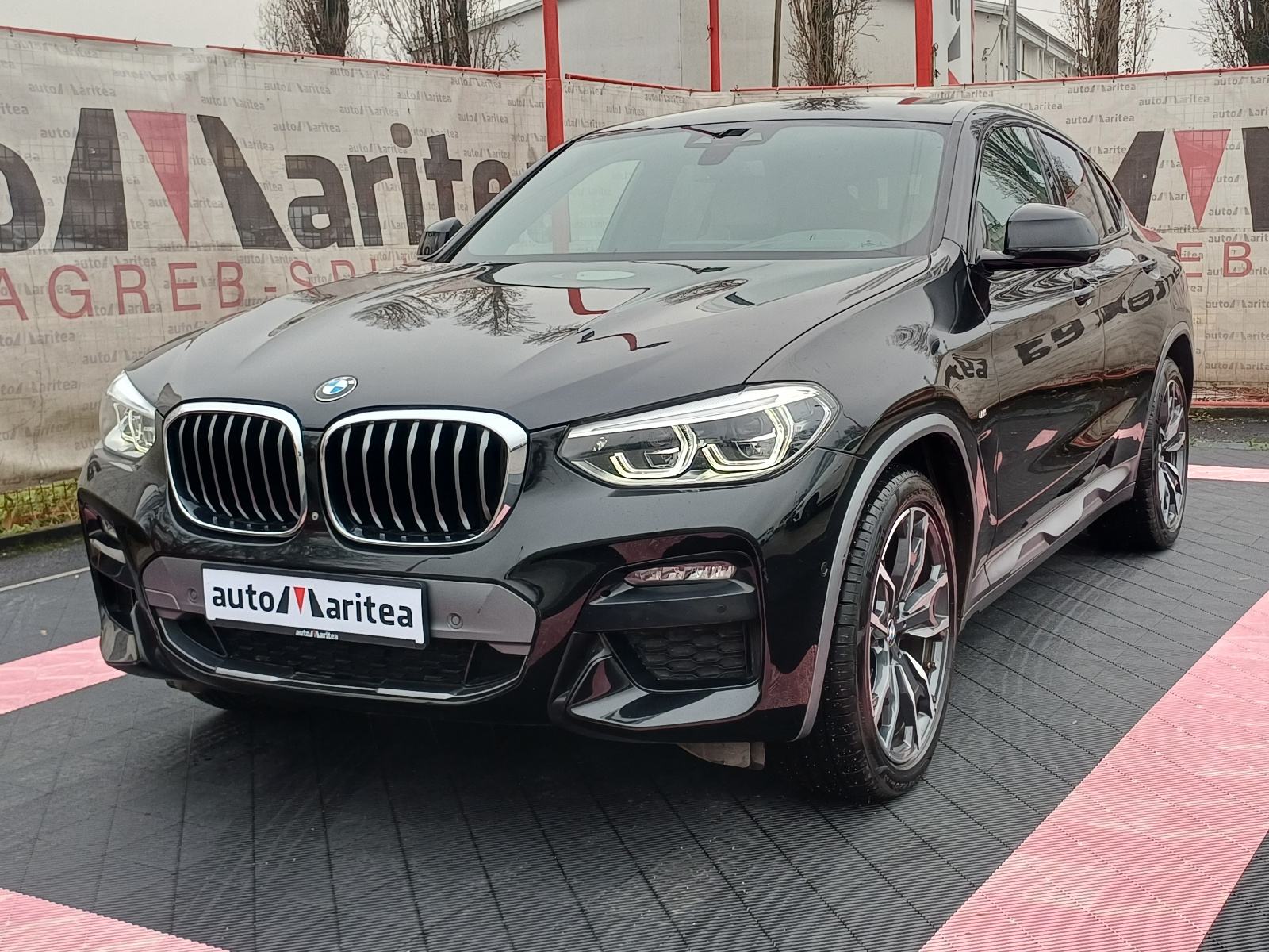 BMW X4 XDrive 20 D M SPORT*Koža,Led, 360 Kamera,Alu"20*