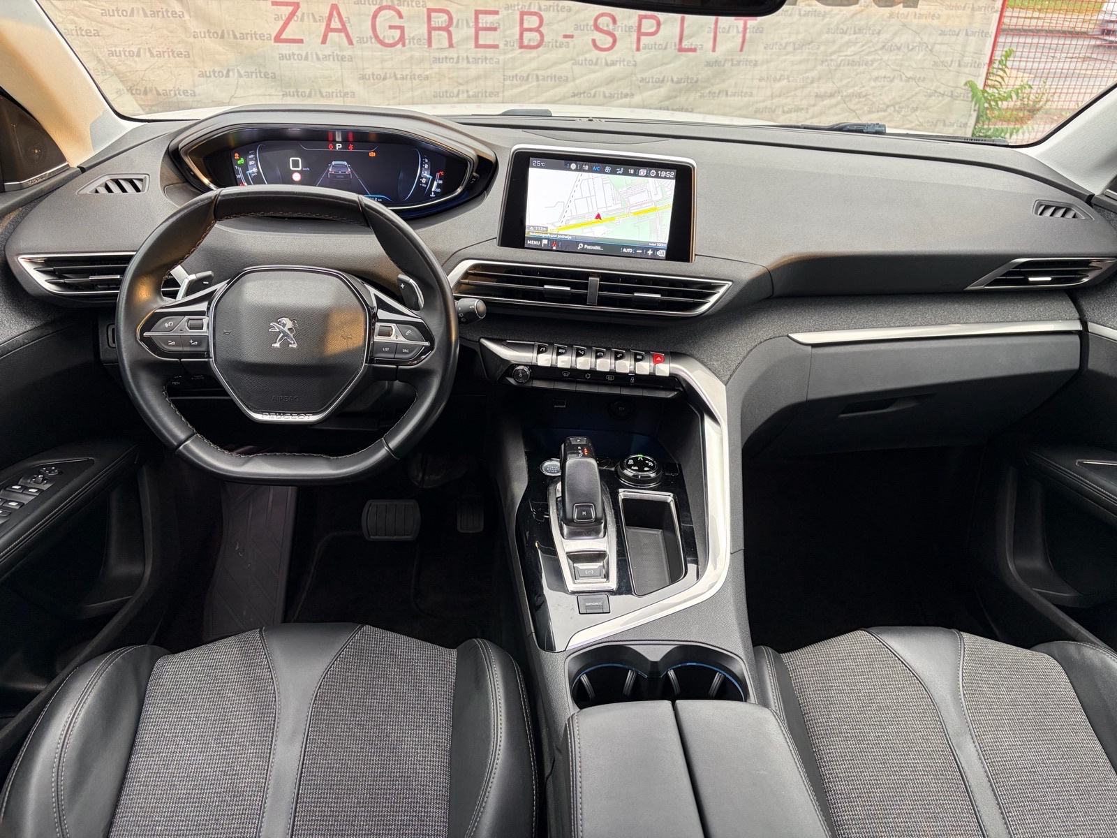 Peugeot 5008 1.5 BlueHDI Allure 7 Sjedala, Virtual, Navigacija, ACC,18