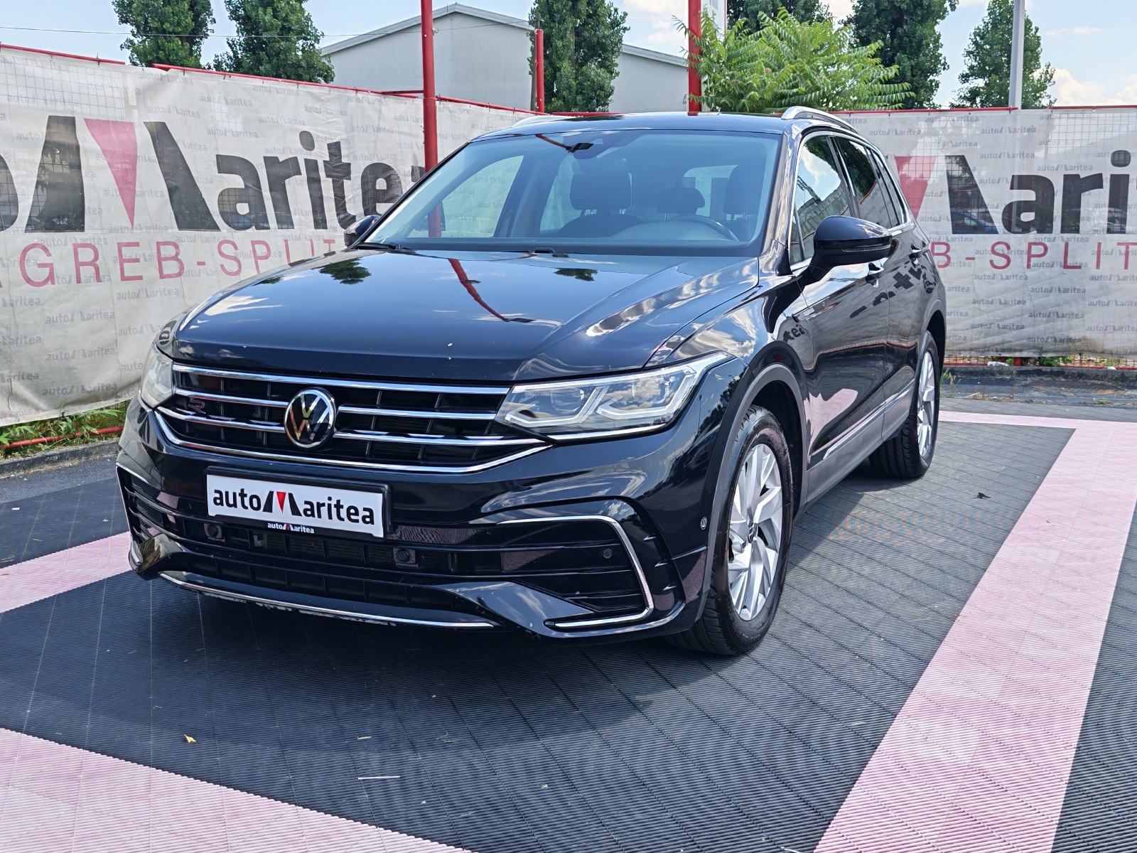 VW Tiguan 2,0 TDI* R -LINE* Dsg, Led, Kamera, Koža, Alu"18*Garancija*
