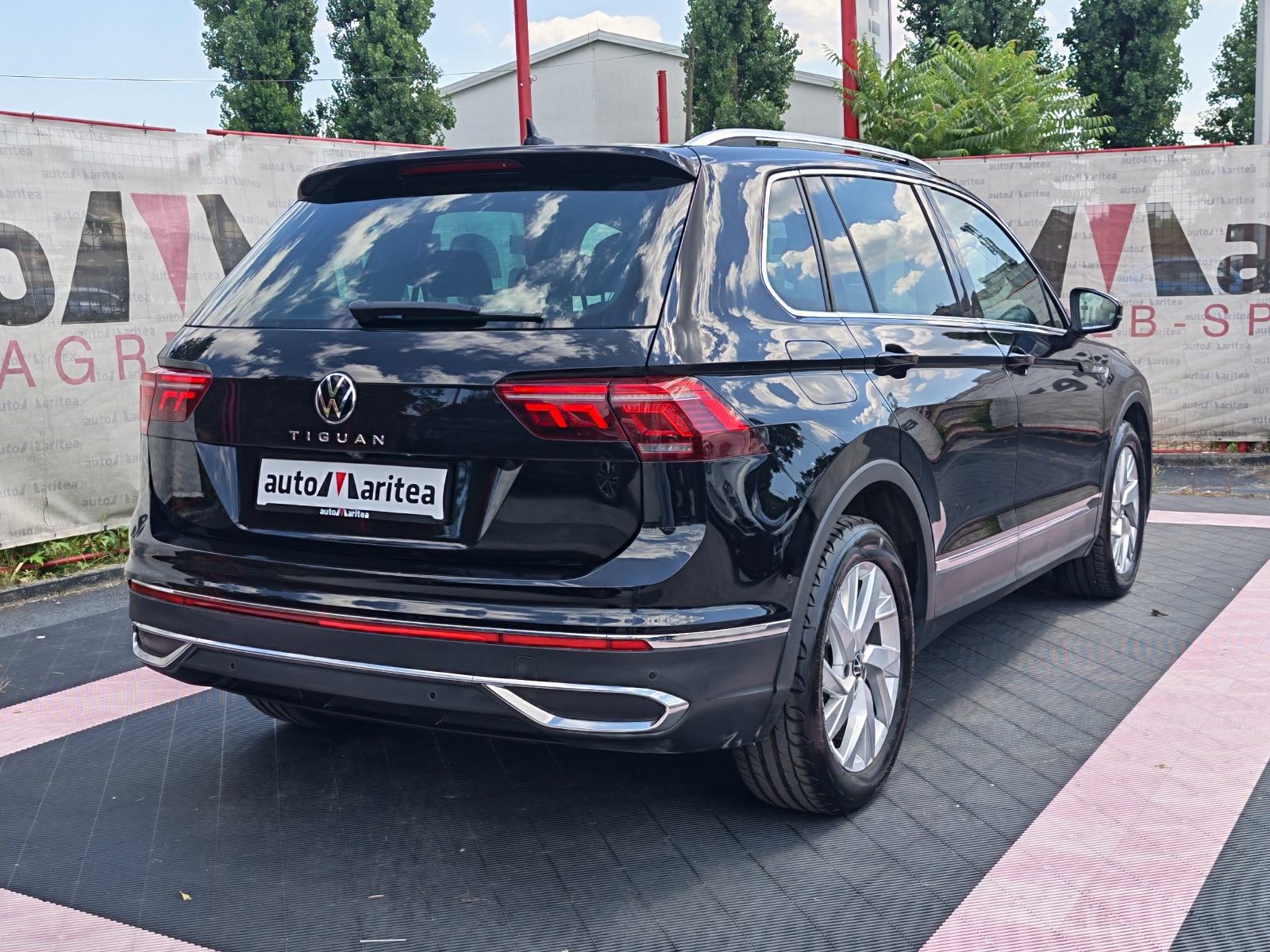 VW Tiguan 2,0 TDI* R -LINE* Dsg, Led, Kamera, Koža, Alu"18*Garancija*
