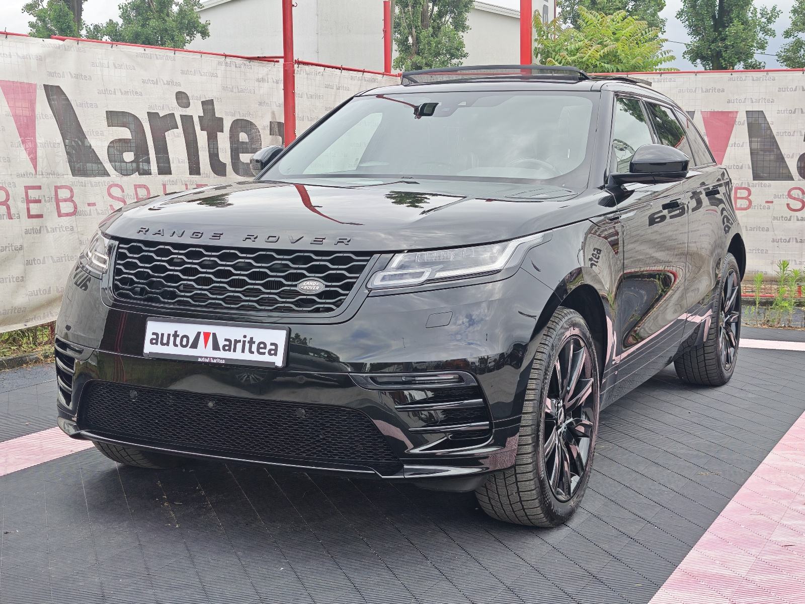 Land Rover Velar 2.0d 240KS☆R-Dynamic☆Panorama☆Virtual☆Garancija