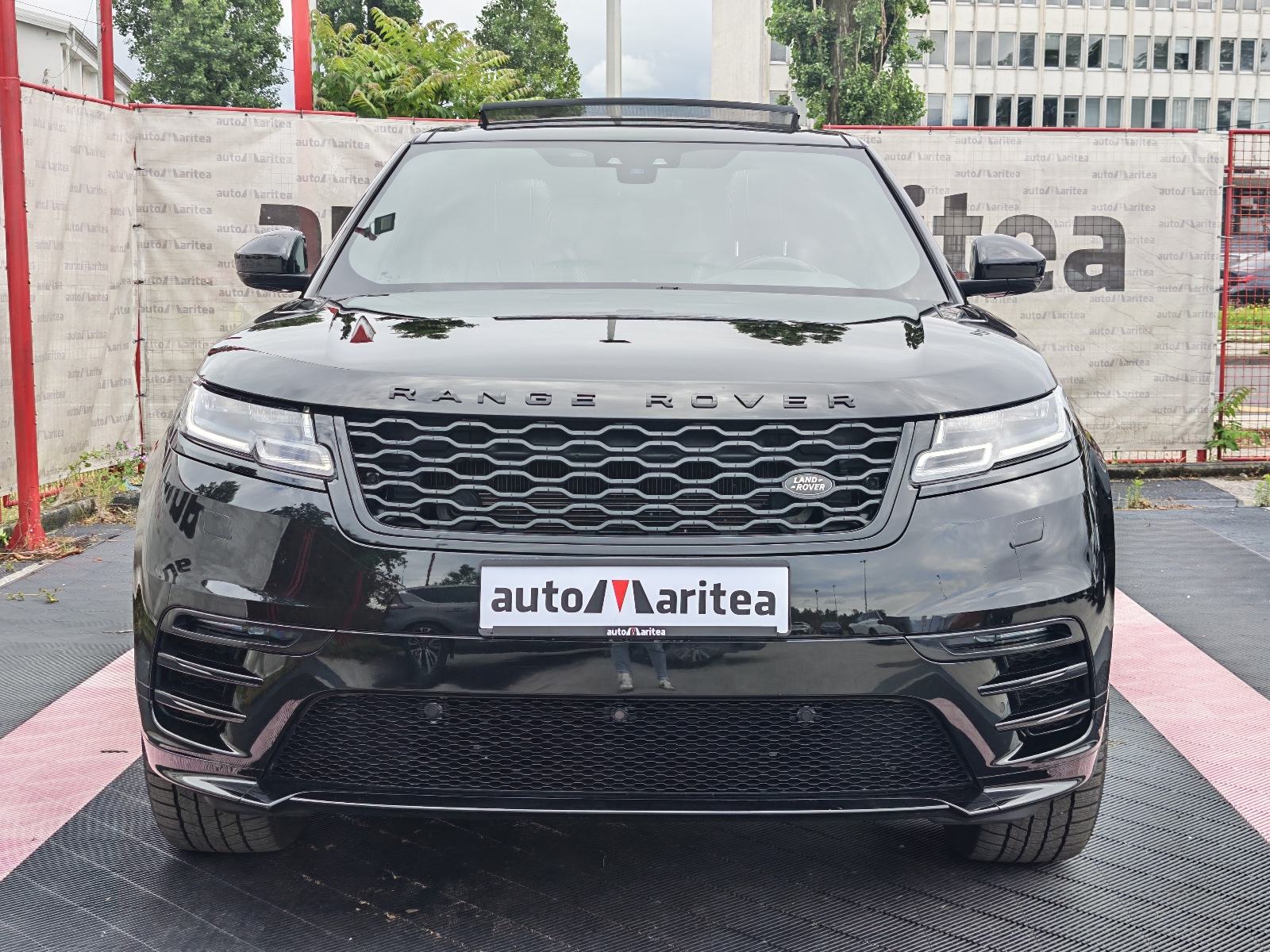 Land Rover Velar 2.0d 240KS☆R-Dynamic☆Panorama☆Virtual☆Garancija