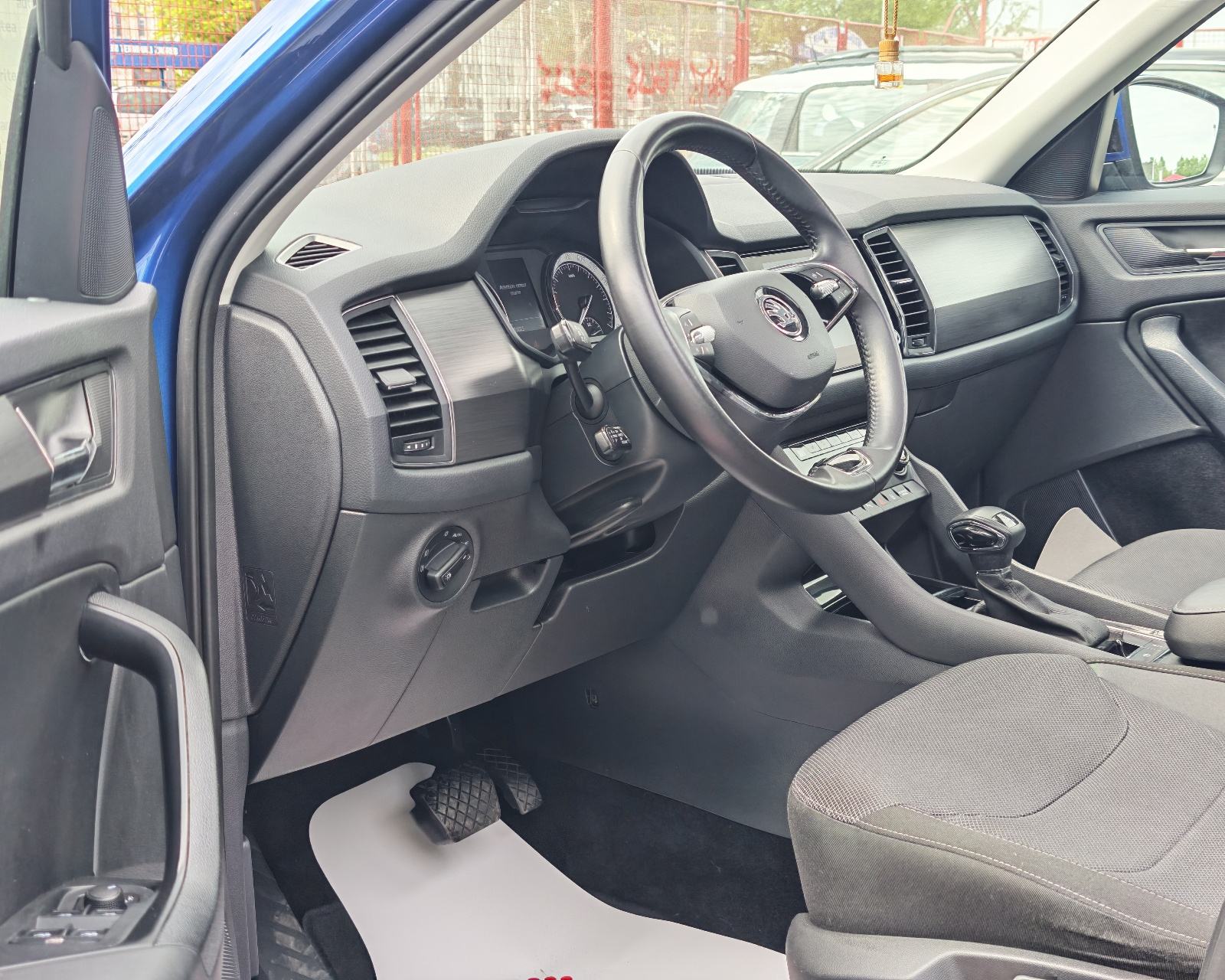 Škoda Kodiaq 2,0 TDI DSG*Sport,Navi,Kamera,Panorama,7 sjedala,Alu"17*