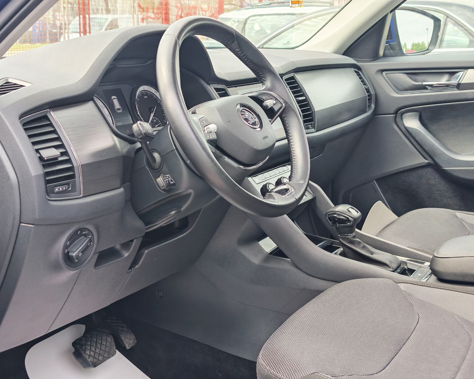 Škoda Kodiaq 2,0 TDI DSG*Sport,Navi,Kamera,Panorama,7 sjedala,Alu"17*