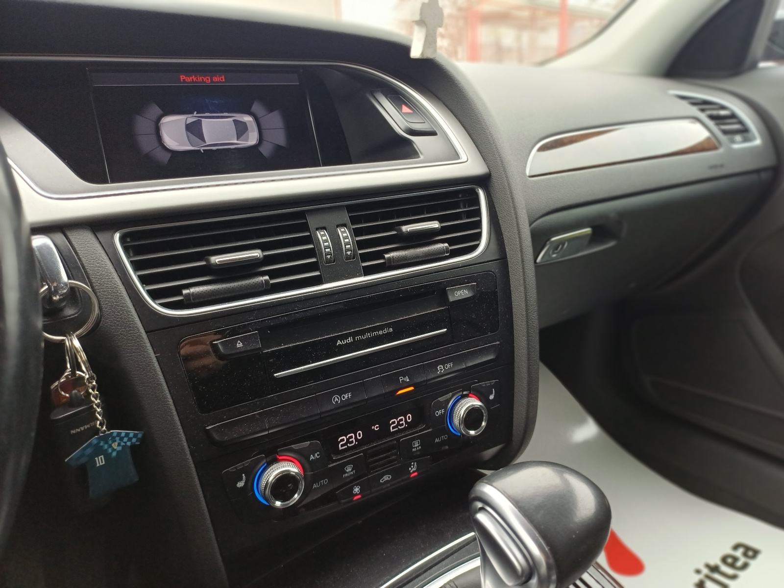 Audi A4 2,0 TDI Multitronic* Navi,Senzori,Koža,Xenon,Alu"16*Reg 04/27*