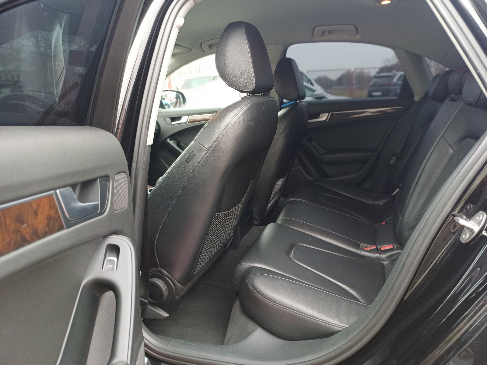 Audi A4 2,0 TDI Multitronic* Navi,Senzori,Koža,Xenon,Alu"16*Reg 04/27*