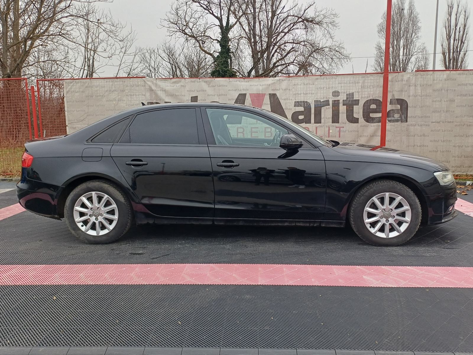 Audi A4 2,0 TDI Multitronic* Navi,Senzori,Koža,Xenon,Alu"16*Reg 04/27*
