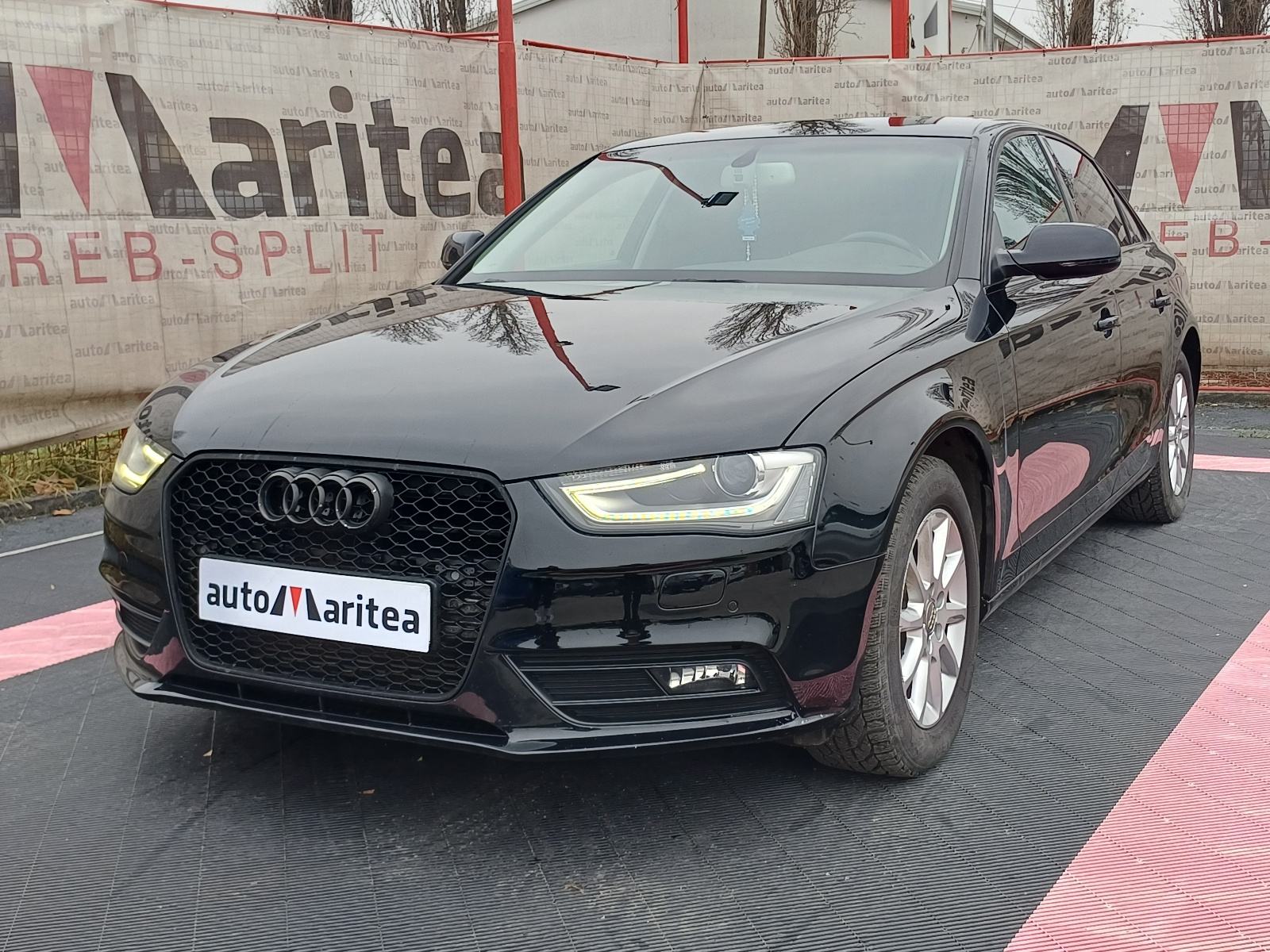 Audi A4 2,0 TDI Multitronic* Navi,Senzori,Koža,Xenon,Alu"16*Reg 04/27*