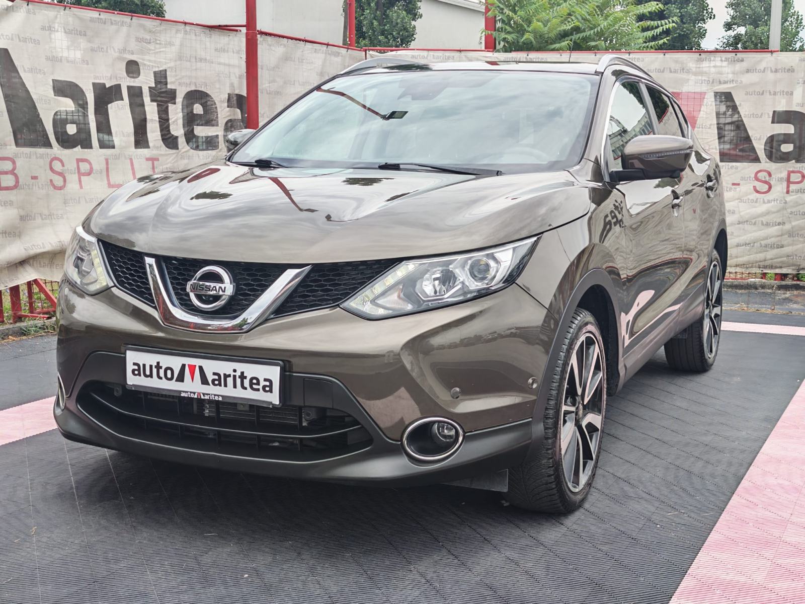 Nissan Qashqai 1,6 dCi X-Tronic*Panorama*Led*Navi*Alu19*Garanija