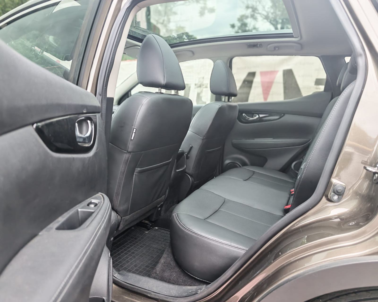 Nissan Qashqai 1,6 dCi X-Tronic*Panorama*Led*Navi*Alu19*Garanija
