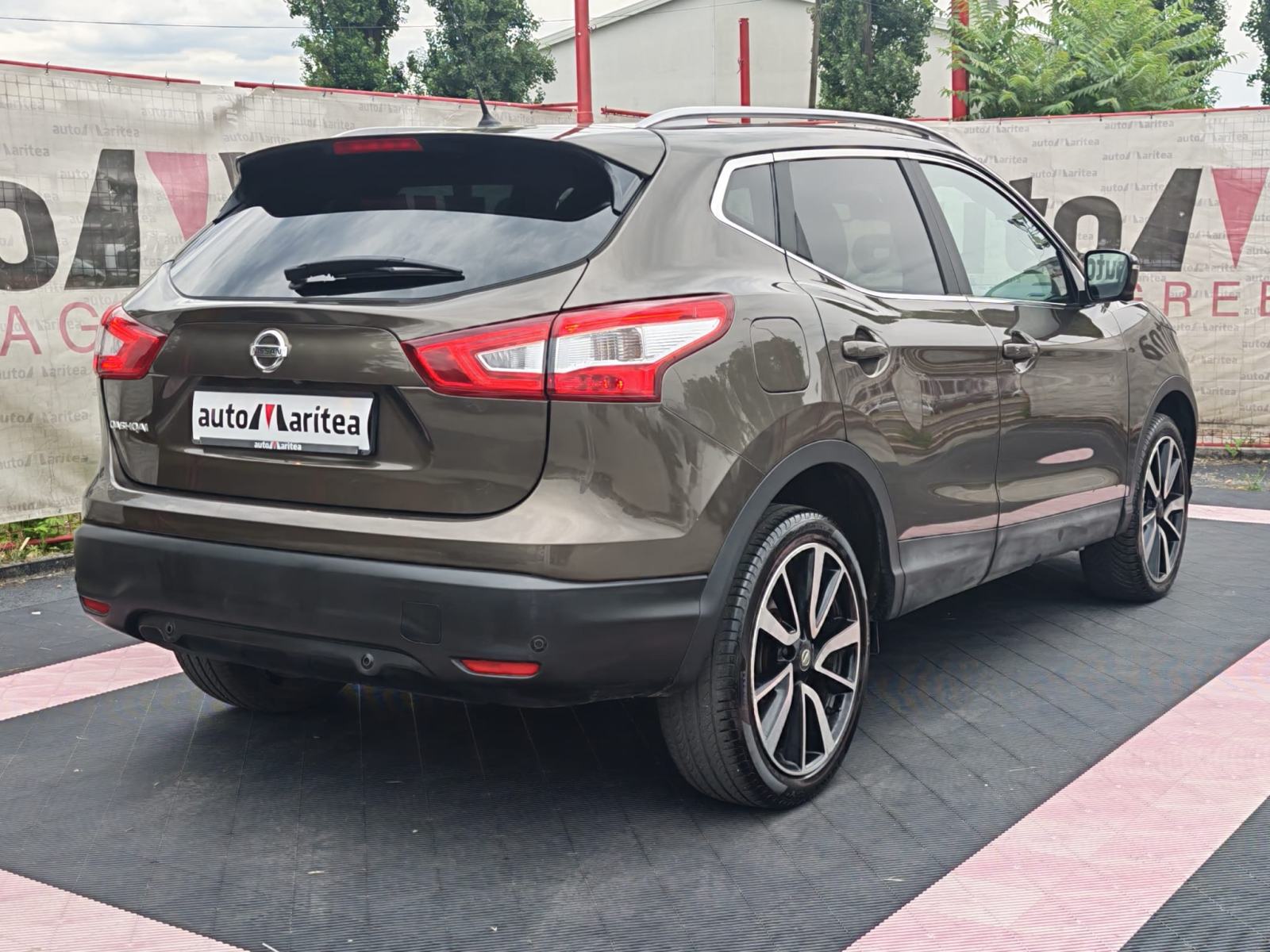 Nissan Qashqai 1,6 dCi X-Tronic*Panorama*Led*Navi*Alu19*Garanija