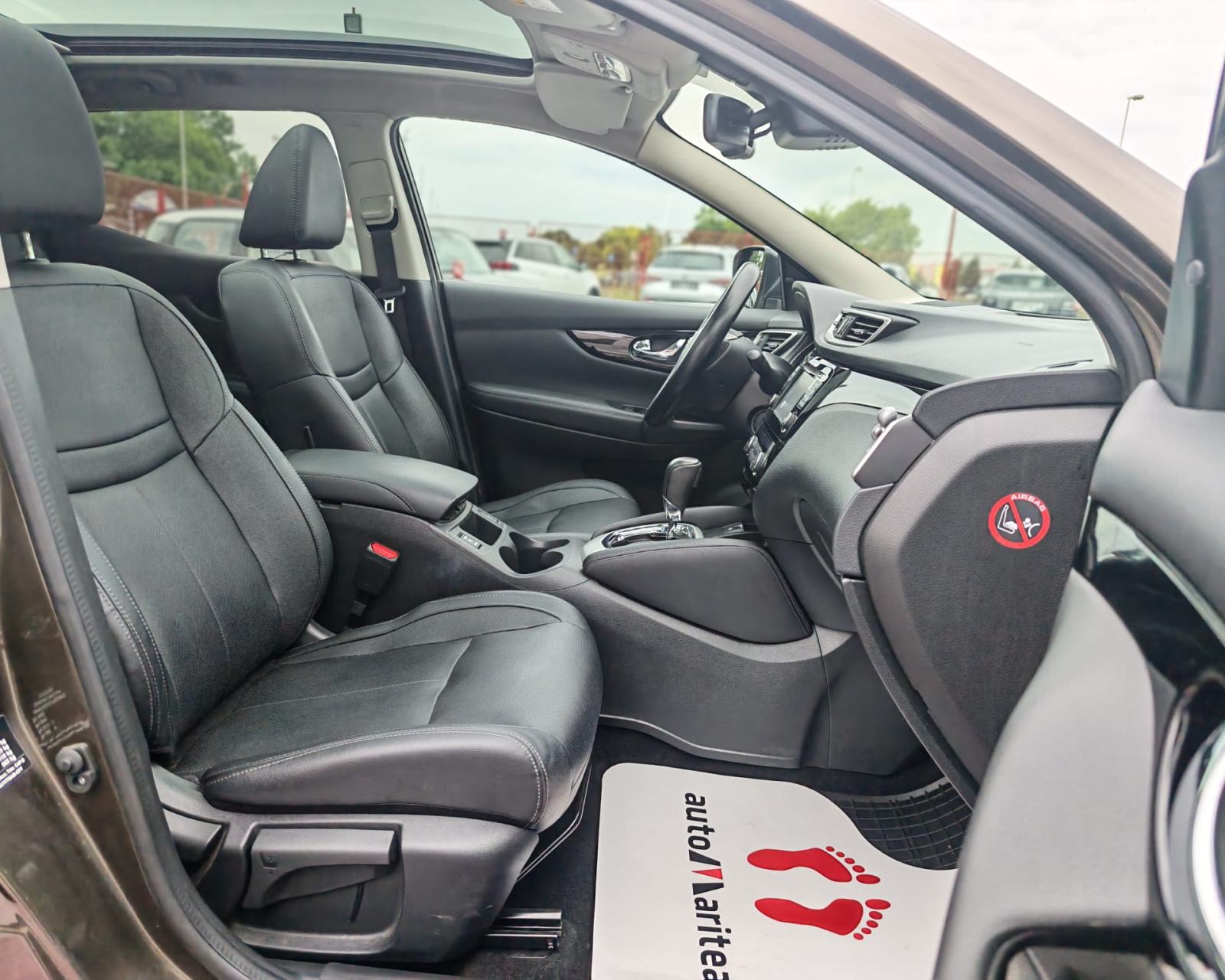 Nissan Qashqai 1,6 dCi X-Tronic*Panorama*Led*Navi*Alu19*Garanija
