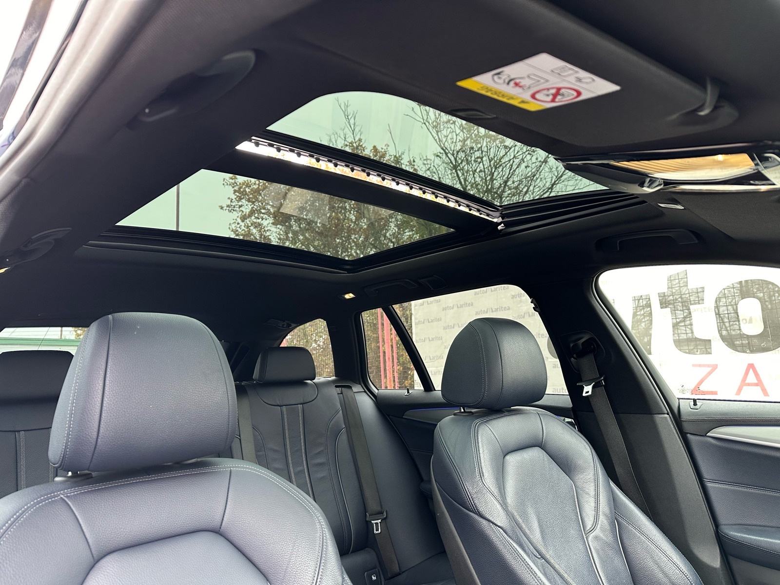 BMW serija 5 Touring 520d Sportline•Panorama•Digitalni sat•u PDV-u•