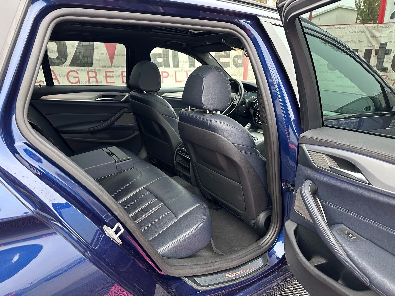 BMW serija 5 Touring 520d Sportline•Panorama•Digitalni sat•u PDV-u•
