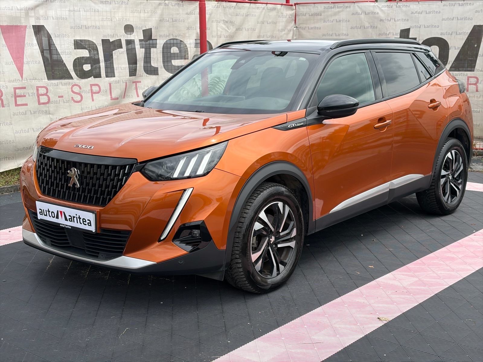Peugeot 2008 1.5 BlueHDI GT Line•Matrix•Kamera•3D Cockpit•Navi•17"