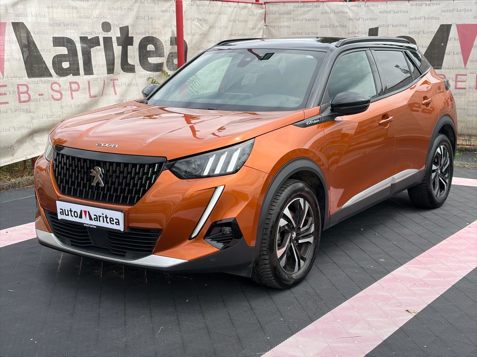 Peugeot 2008 1.5 BlueHDI GT Line•Matrix•Kamera•3D Cockpit•Navi•17"