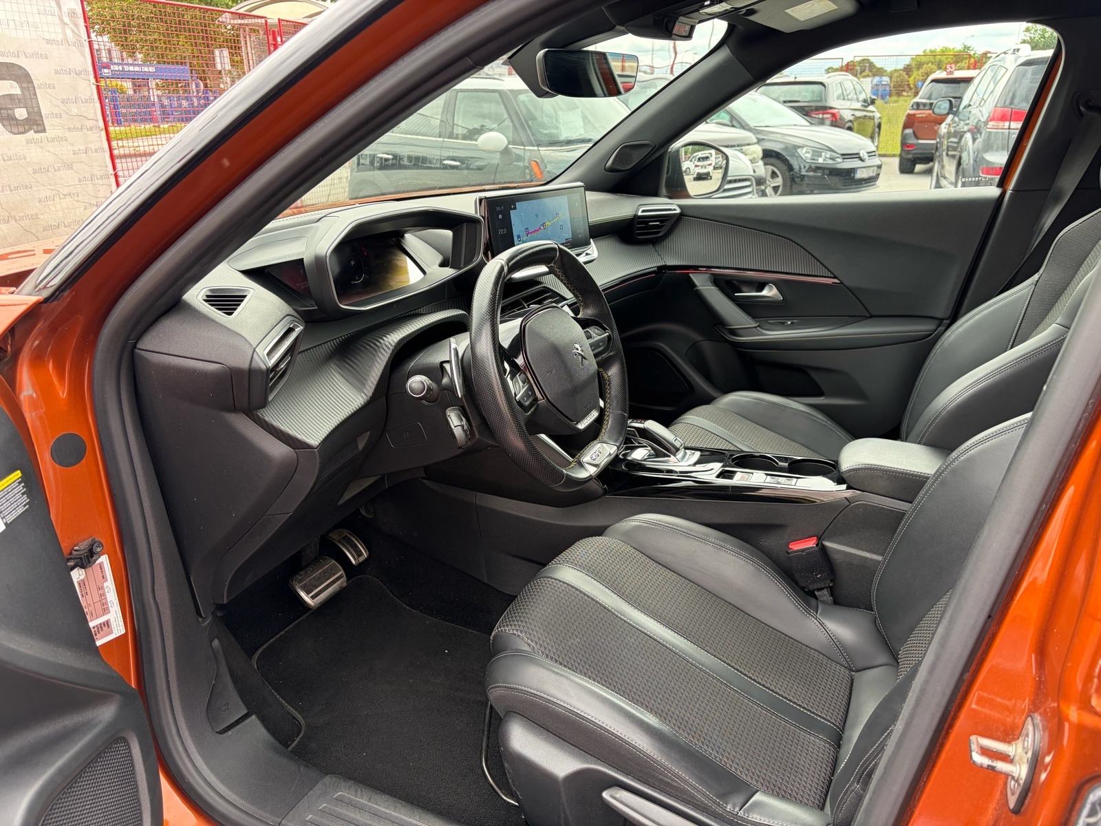 Peugeot 2008 1.5 BlueHDI GT Line•Matrix•Kamera•3D Cockpit•Navi•17"