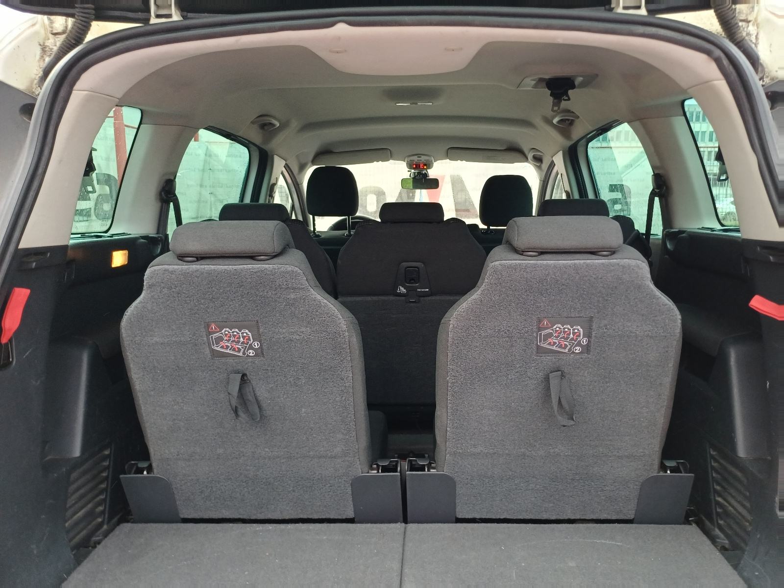 Peugeot 5008 1,6 e-HDi*Automatik, Navigacija, Senzori, 7 Sjedala*