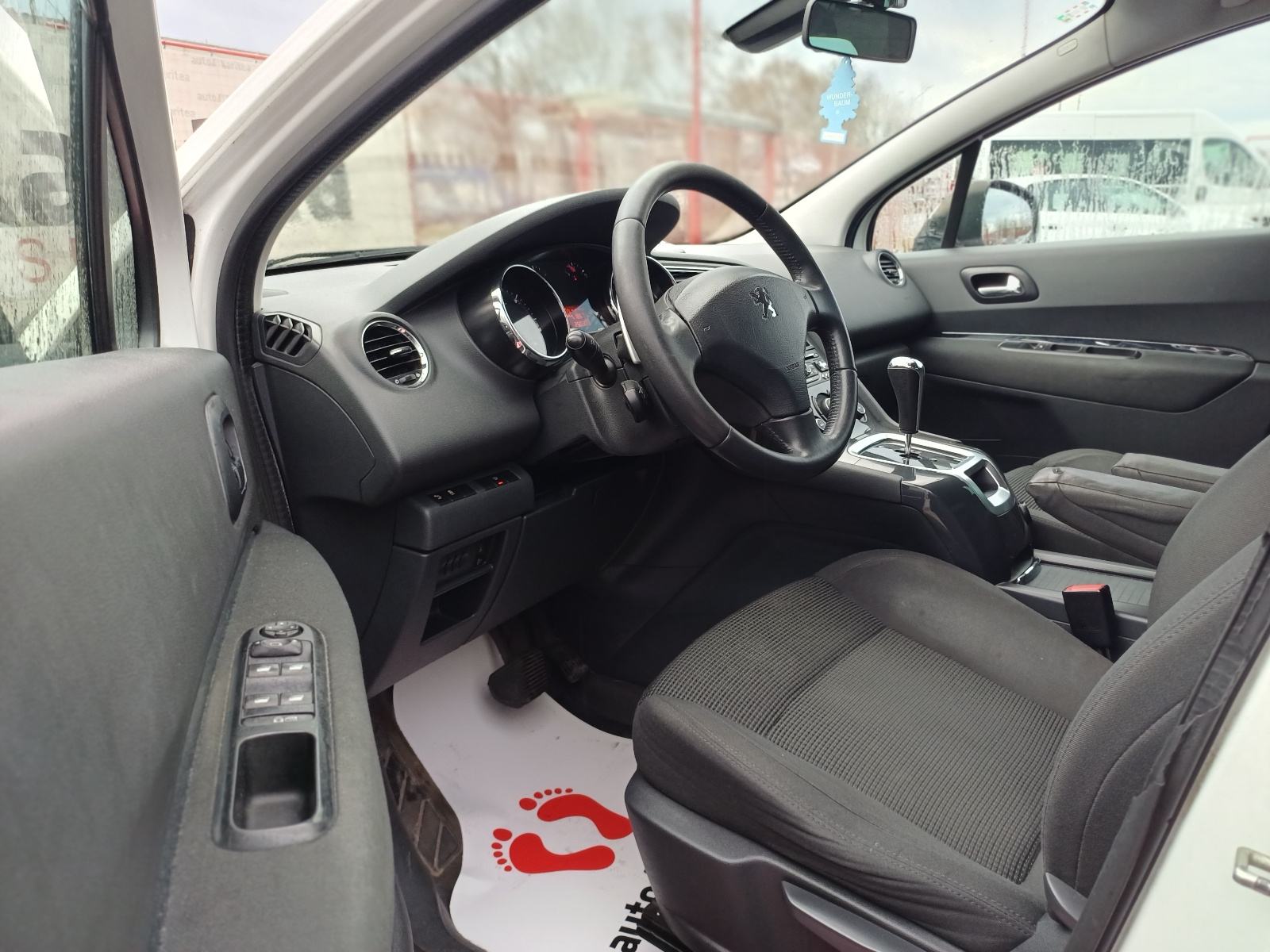 Peugeot 5008 1,6 e-HDi*Automatik, Navigacija, Senzori, 7 Sjedala*