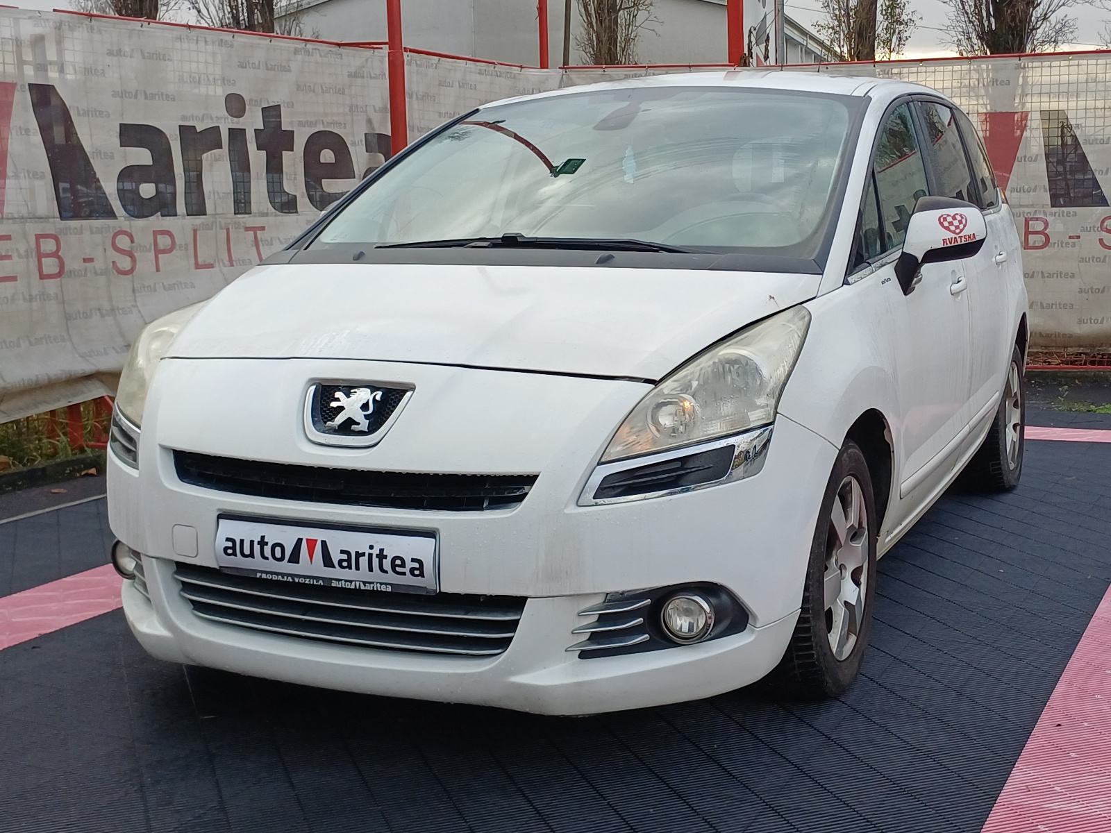Peugeot 5008 1,6 e-HDi*Automatik, Navigacija, Senzori, 7 Sjedala*