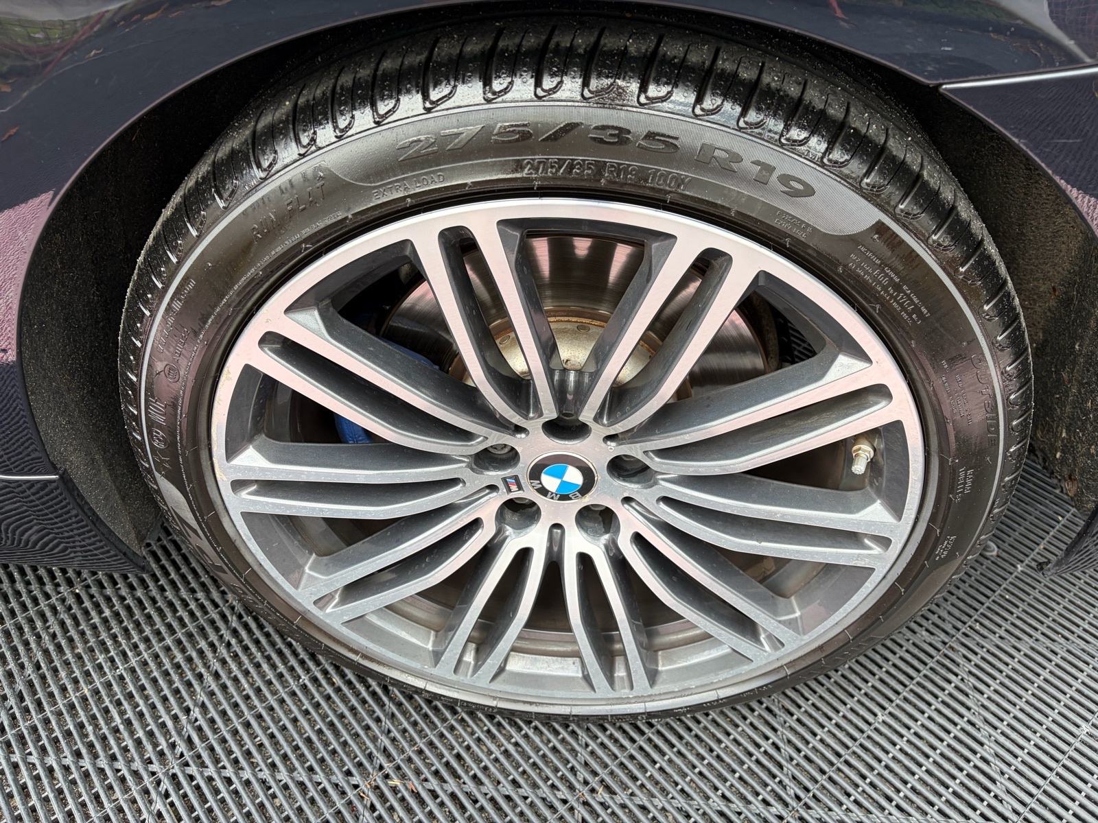 BMW serija 5 530d xDrive M-Paket•Digitalni sat•360kam•ACC•19"