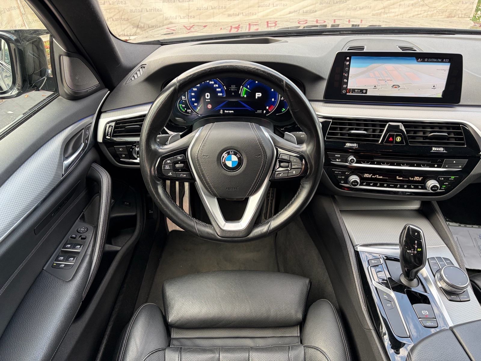 BMW serija 5 530d xDrive M-Paket•Digitalni sat•360kam•ACC•19"
