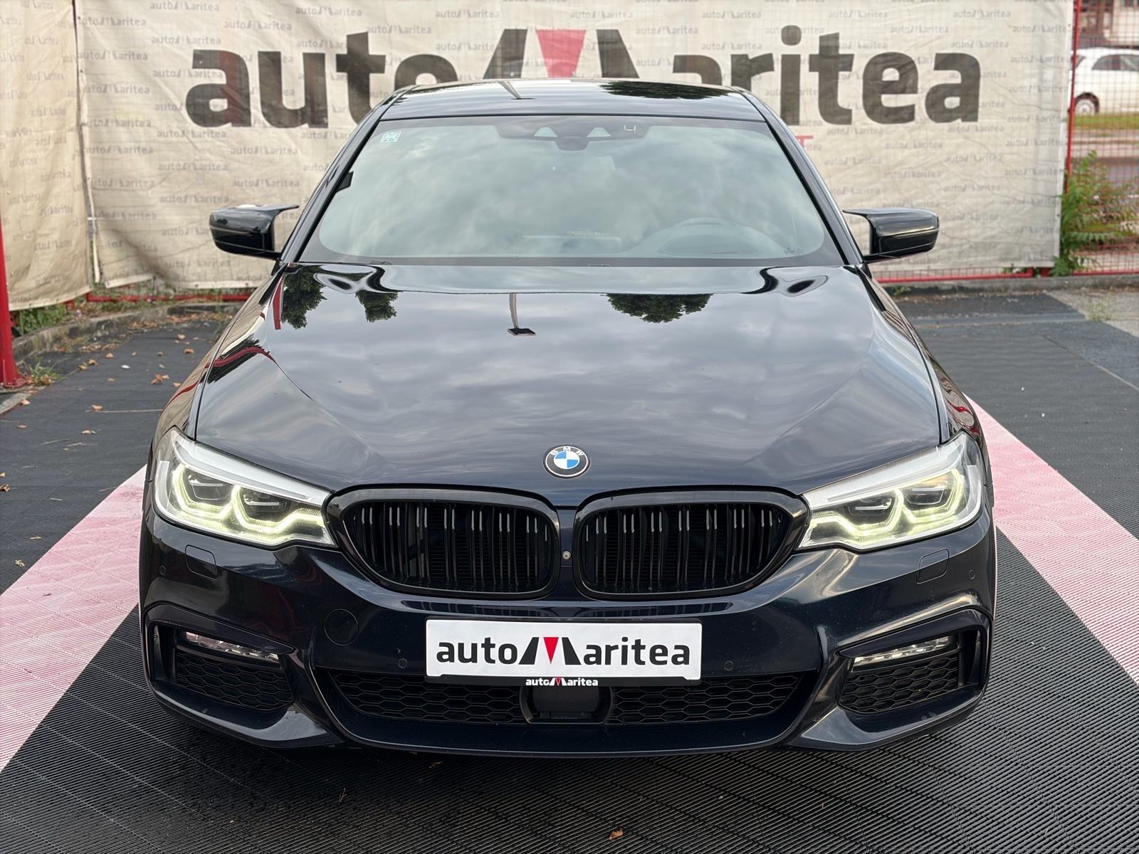 BMW serija 5 530d xDrive M-Paket•Digitalni sat•360kam•ACC•19"