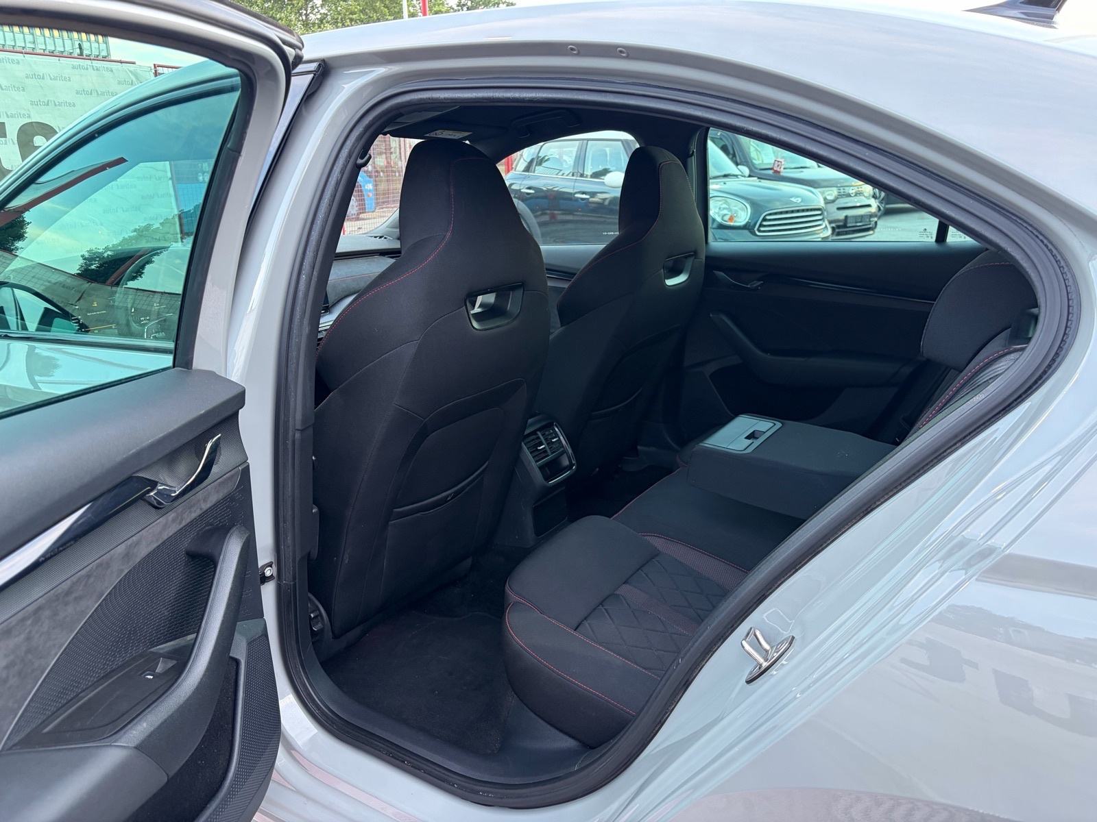 Škoda Octavia 2.0 VRS TDI DSG•Crystal•Virtual•Kamera•Keyless GO•19"