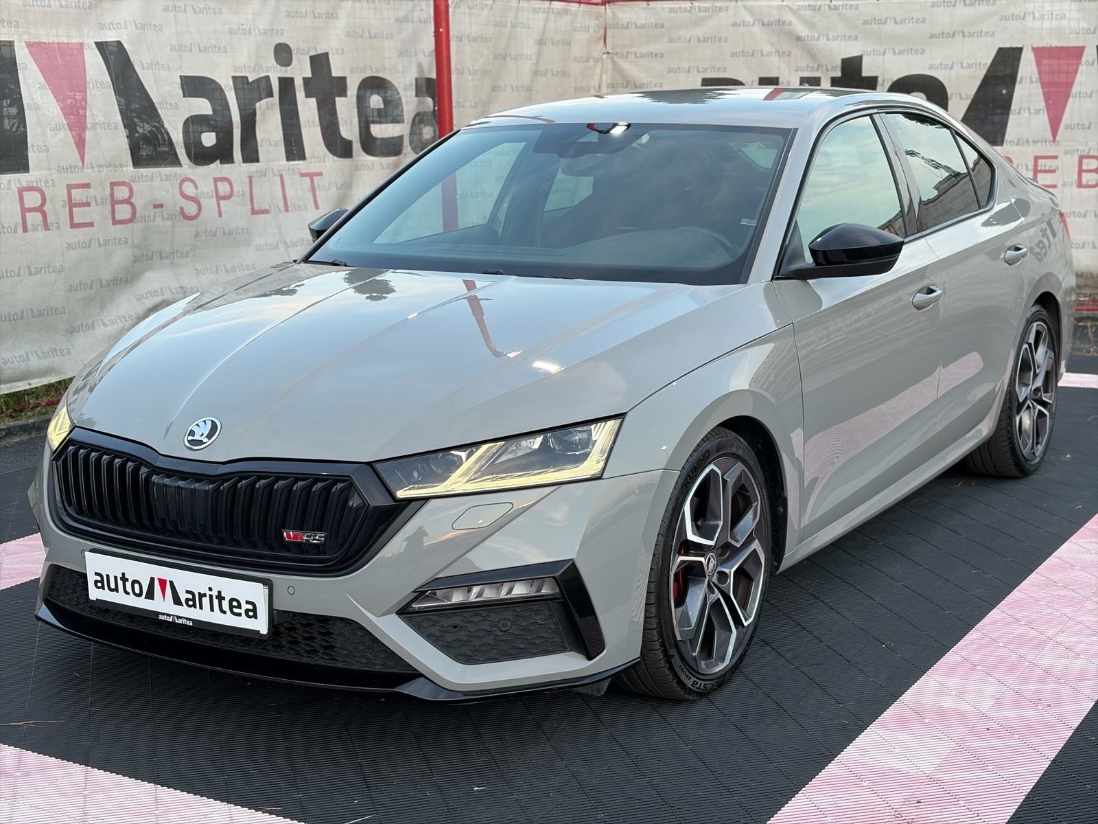 Škoda Octavia 2.0 VRS TDI DSG•Crystal•Virtual•Kamera•Keyless GO•19"