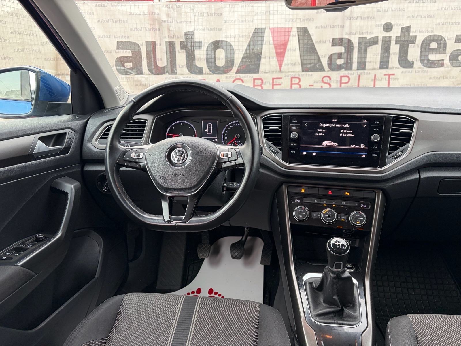VW T-Roc 1.6 TDI Style•Matrix•Led•Jamstvo•18"