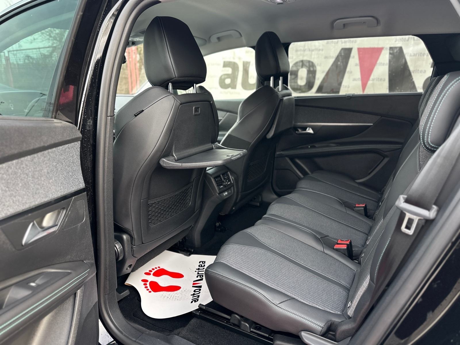 Peugeot 5008 1,5 HDI Automatik, 7 Sjedala, Kamera, Navi, 18" ALU