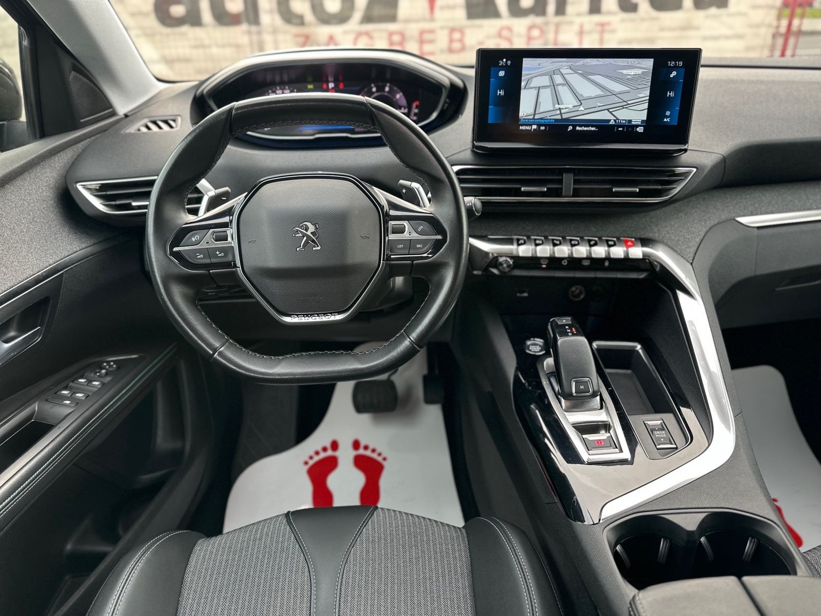 Peugeot 5008 1,5 HDI Automatik, 7 Sjedala, Kamera, Navi, 18" ALU