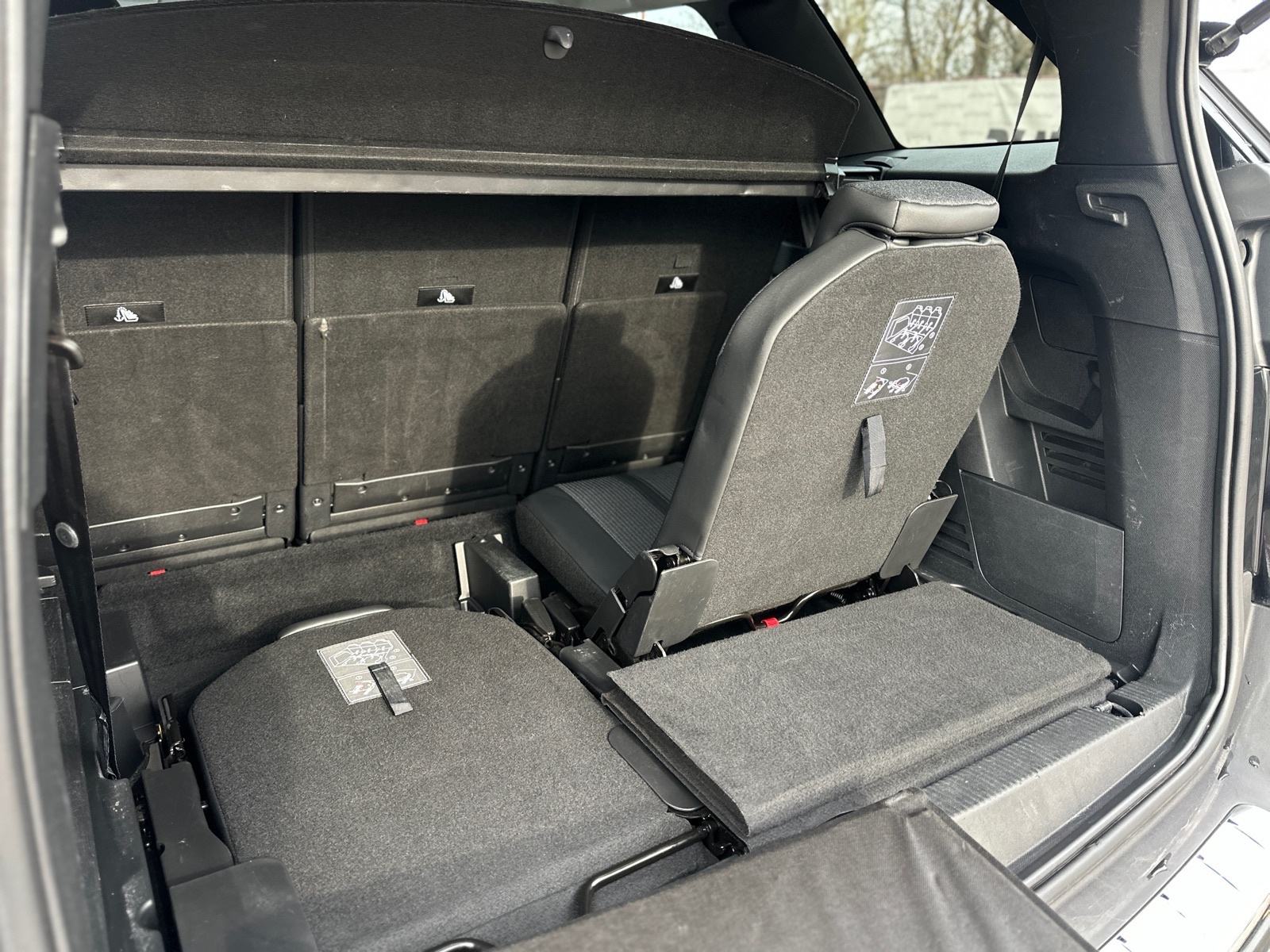 Peugeot 5008 1,5 HDI Automatik, 7 Sjedala, Kamera, Navi, 18" ALU