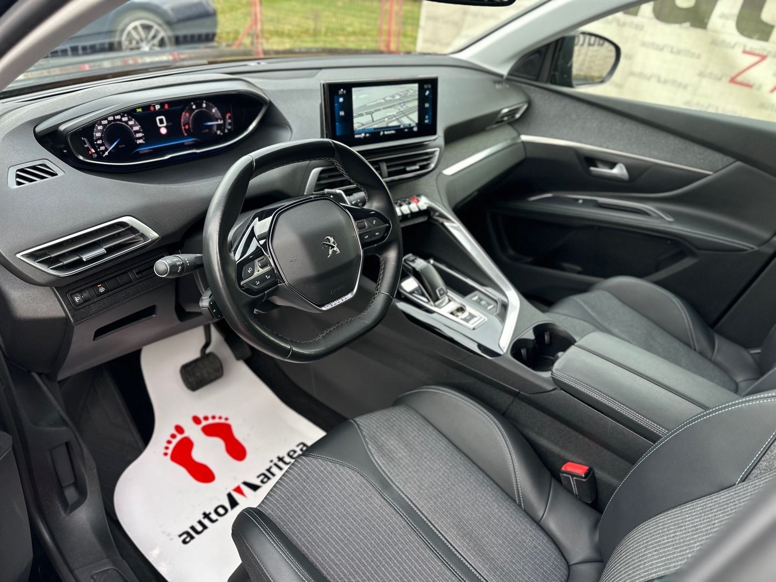 Peugeot 5008 1,5 HDI Automatik, 7 Sjedala, Kamera, Navi, 18" ALU