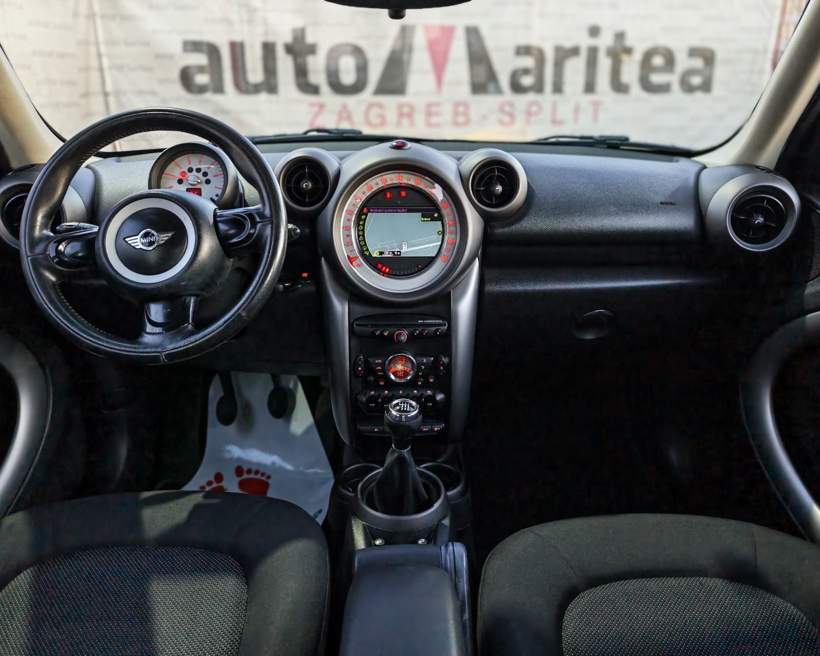 MINI Countryman 1.6D*4x4*led*Navi*top stanje.