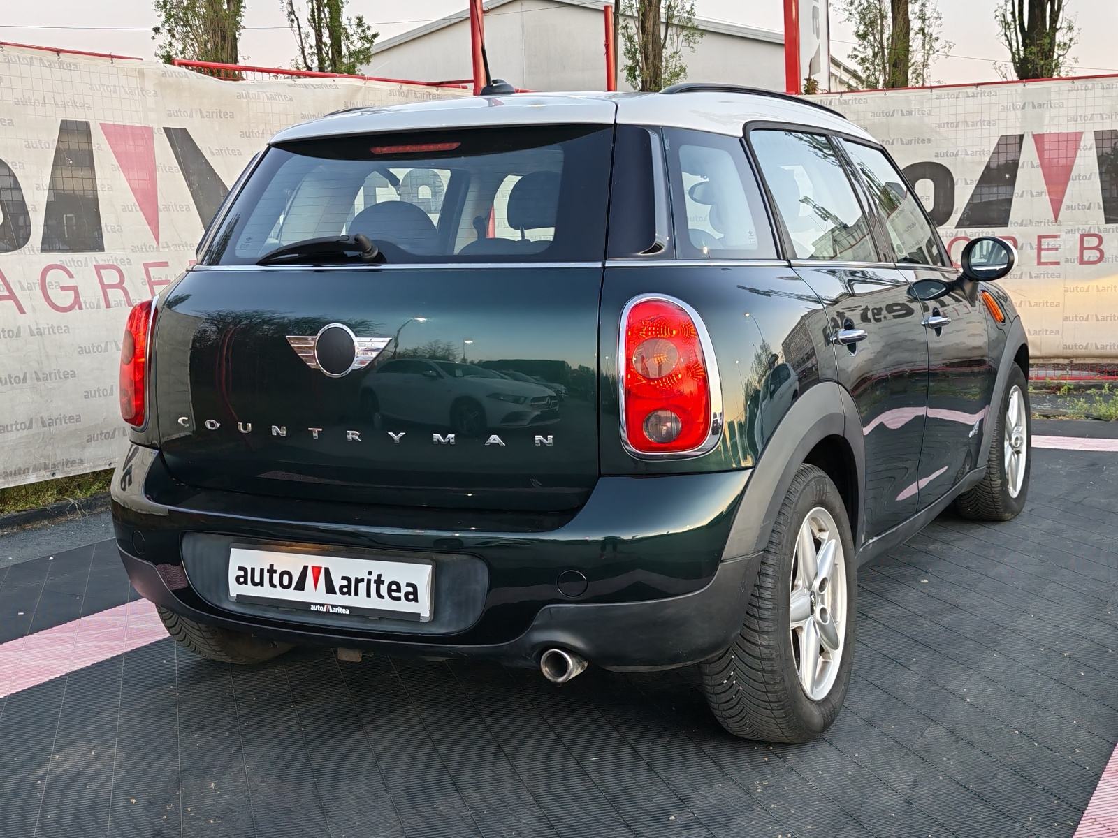 MINI Countryman 1.6D*4x4*led*Navi*top stanje.